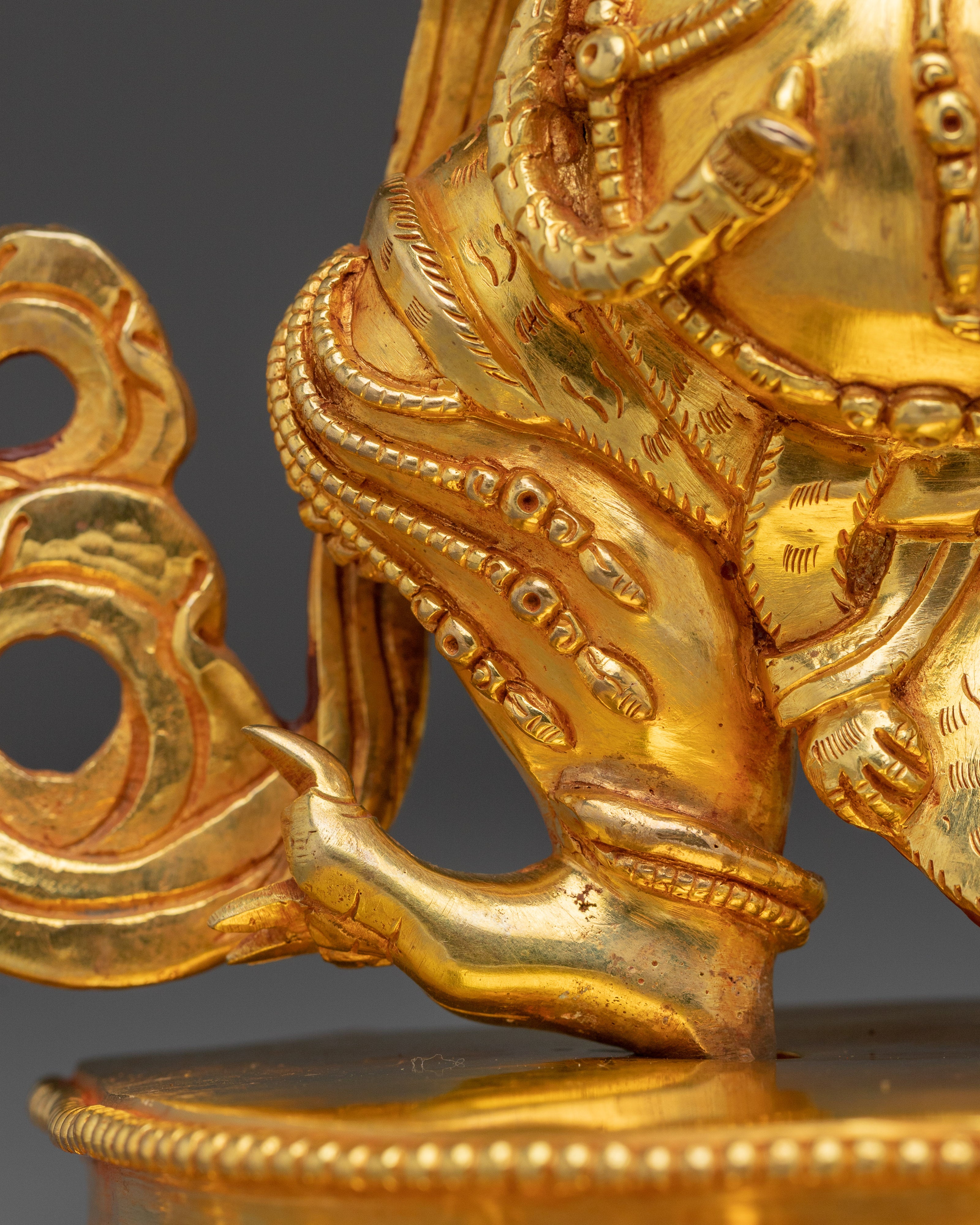 Meditation Guardian Vajrapani Statue | Spiritual strength