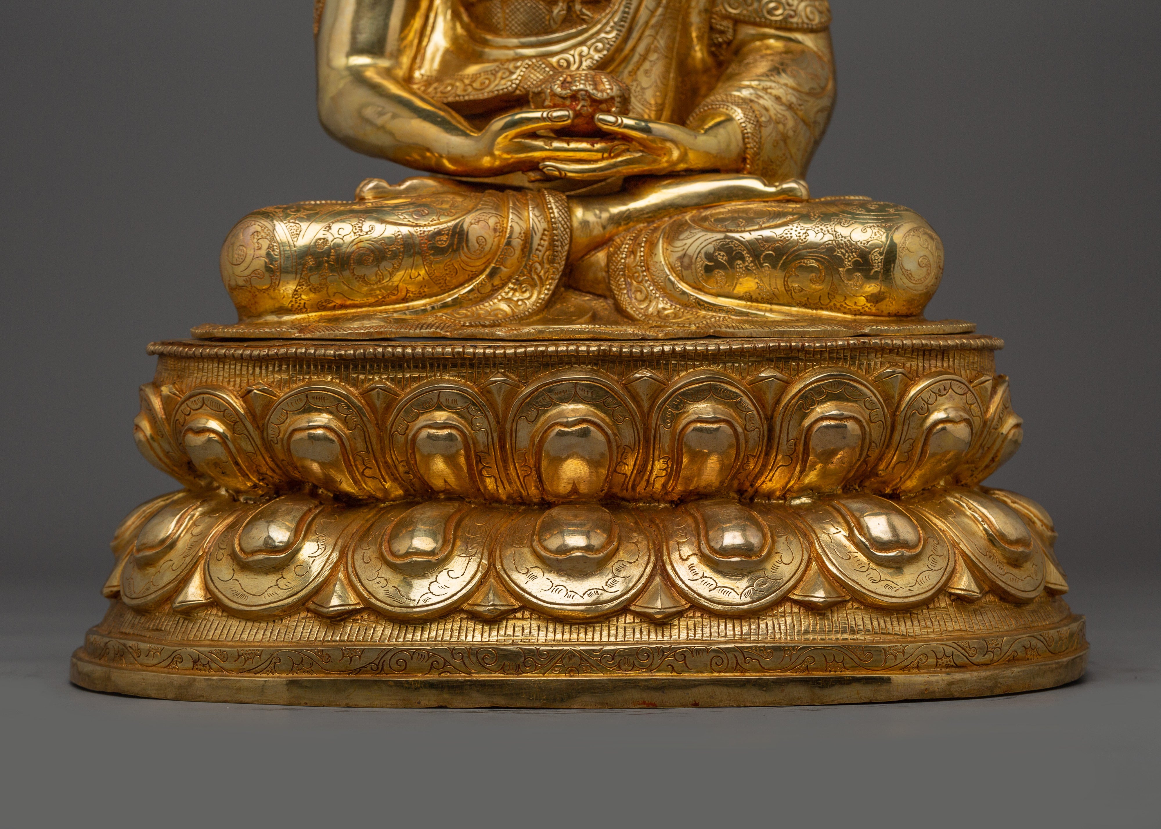 Peaceful deity Amitabha Buddha | Spiritual compassion