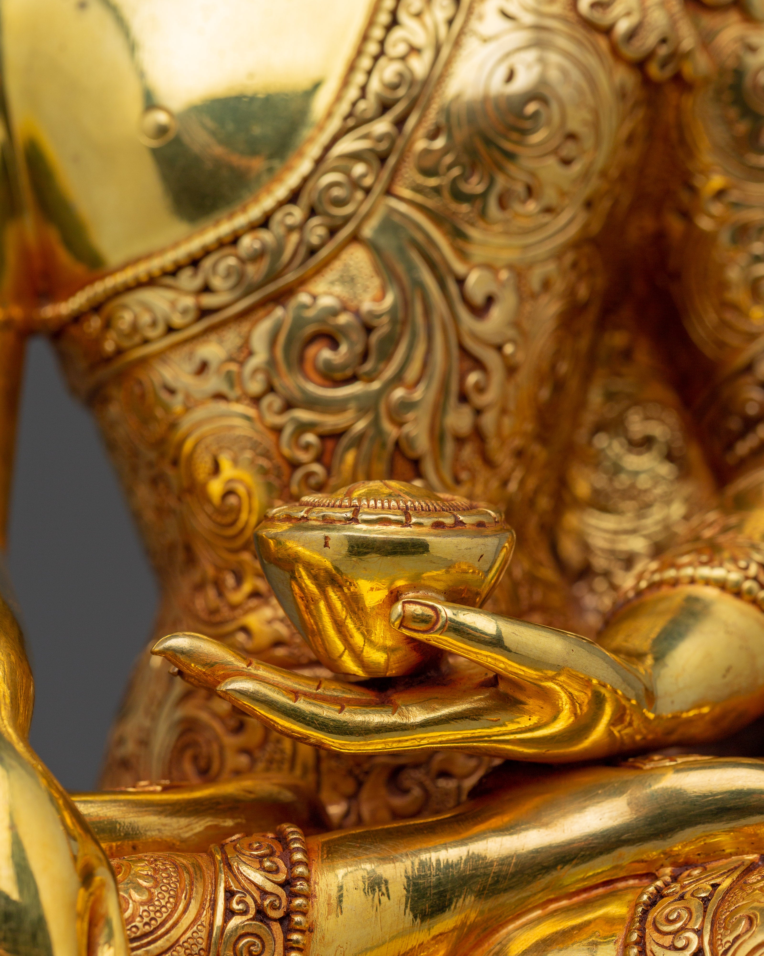 Shakyamuni Buddha Statue with Copper Details | Meditation and Shrine Decor