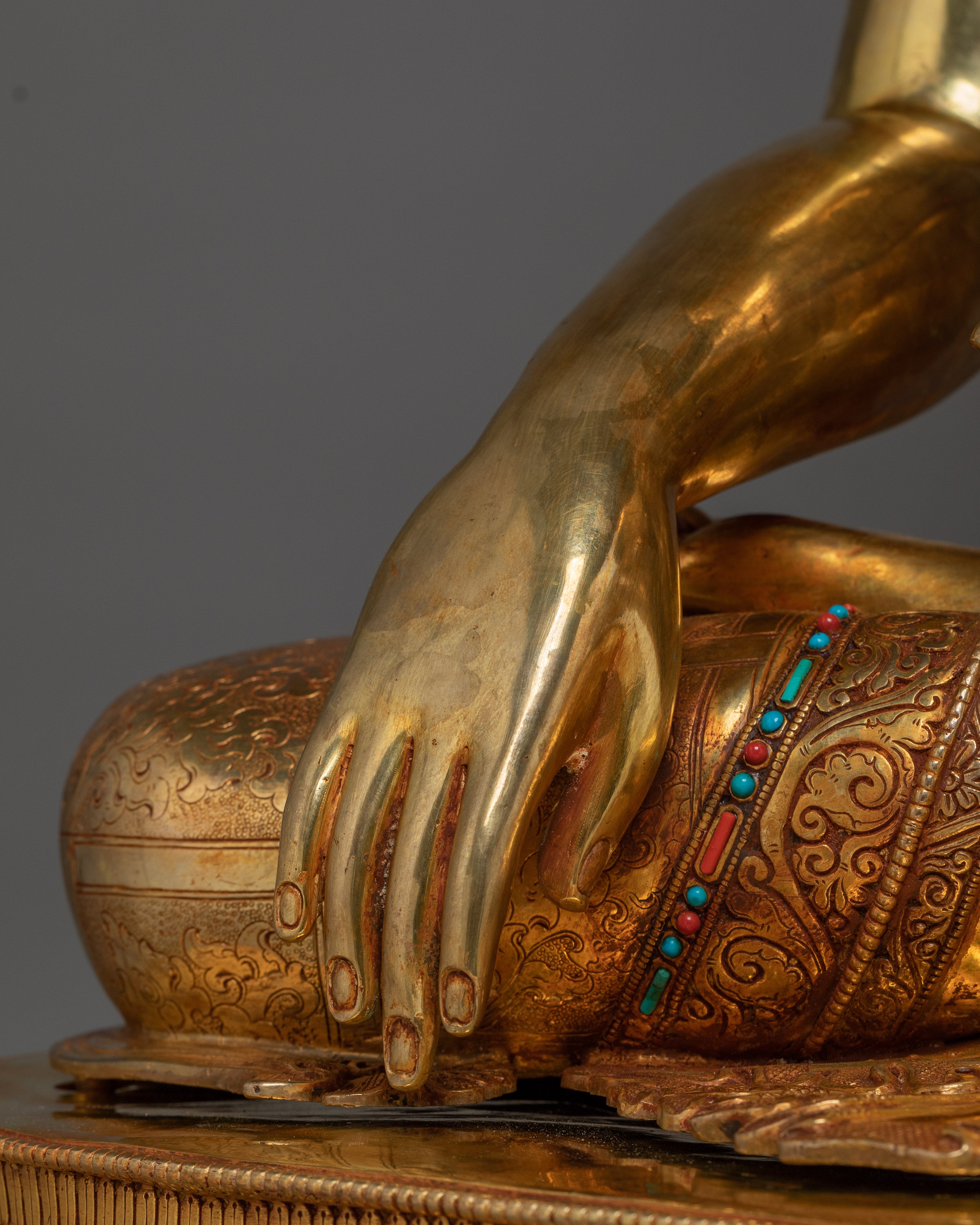 Tranquil Gautama Buddha Himalayan Statue | Shakyamuni Buddha Artwork