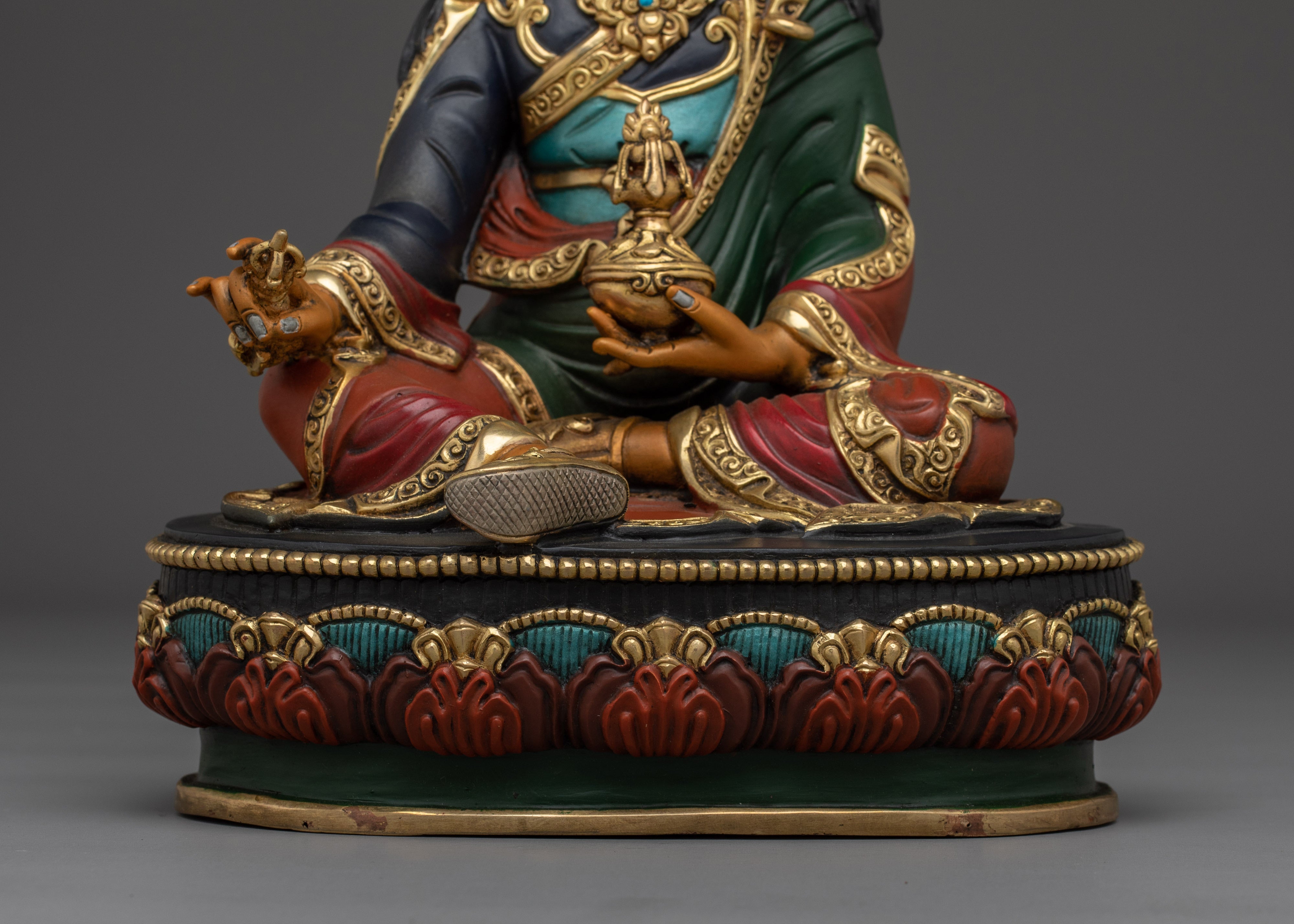 Vajrayana Revered Guru Rinpoche Statue | Padmasambhava Artwork