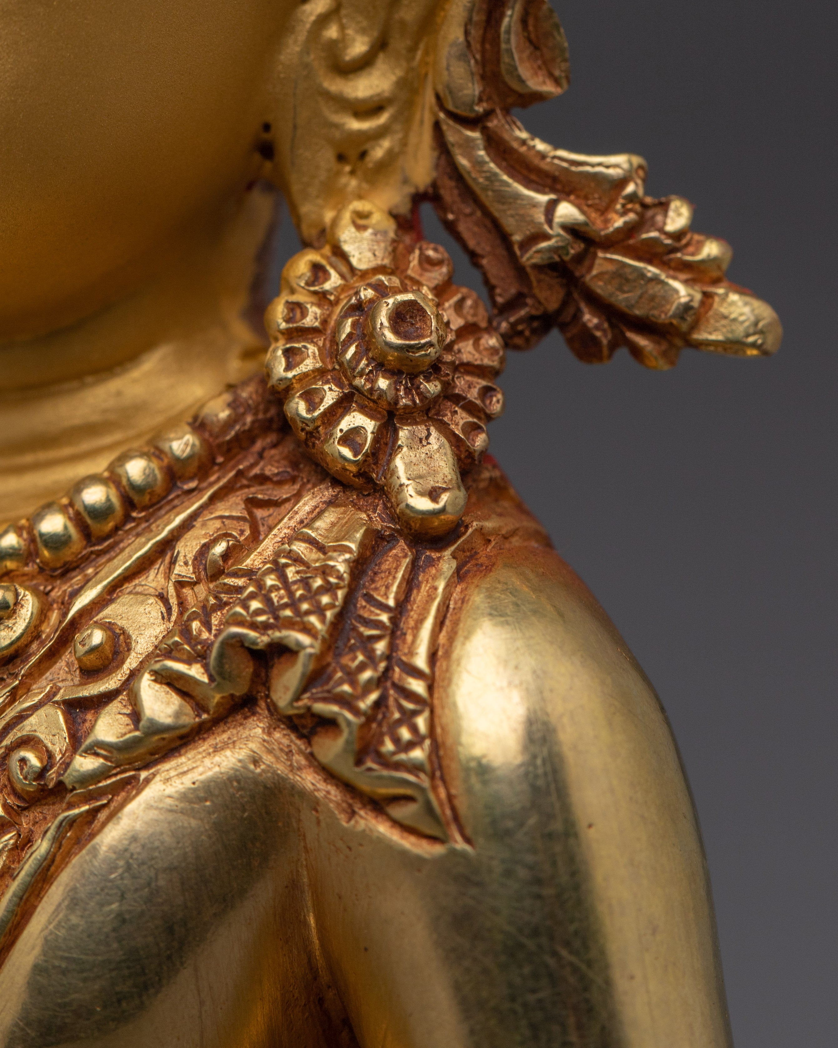 Statue of Dharma Teacher Shakyamuni Buddha | Founder of Buddhism