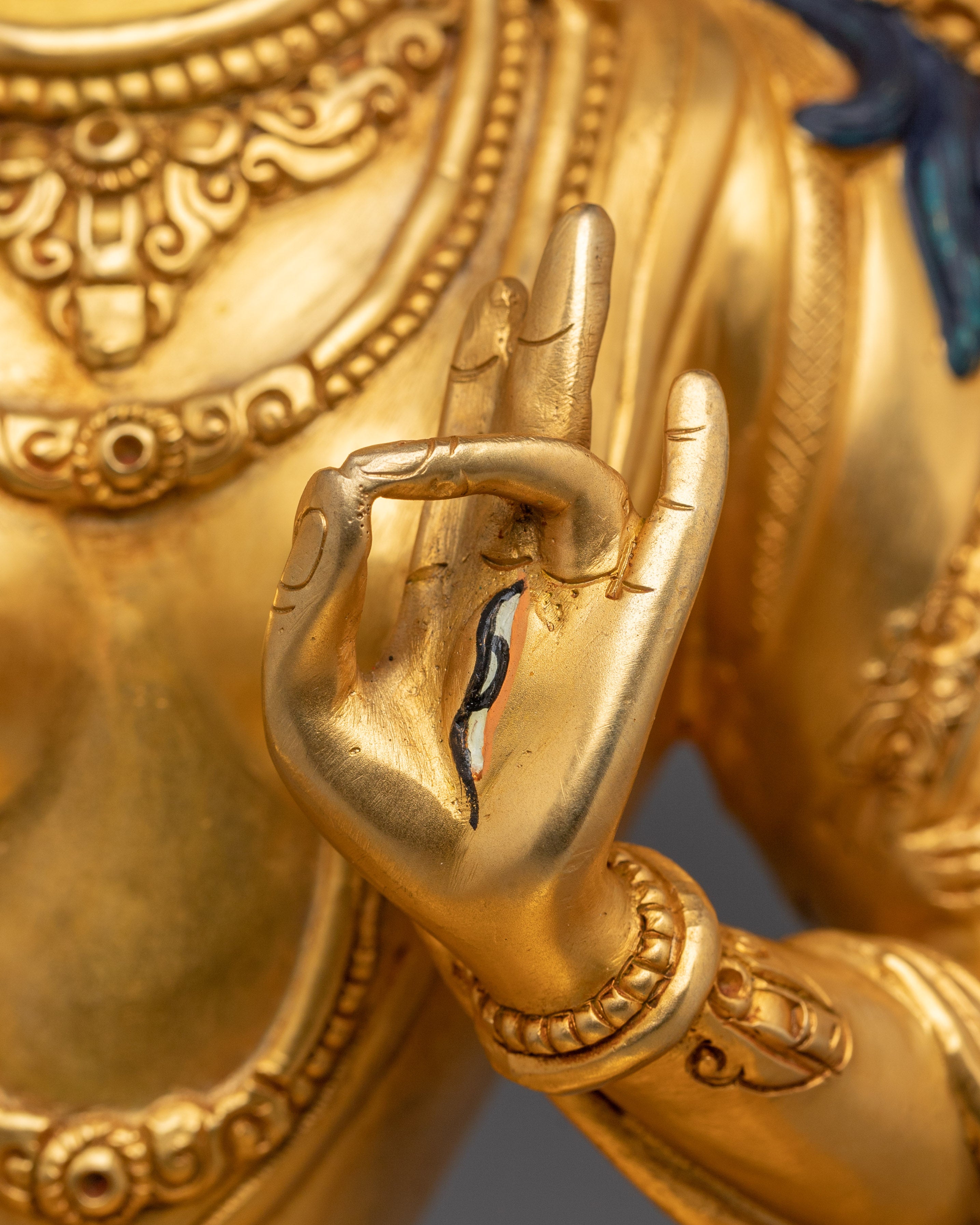 Tranquil Sita Tara Statue | Buddhist Decoration Artwork