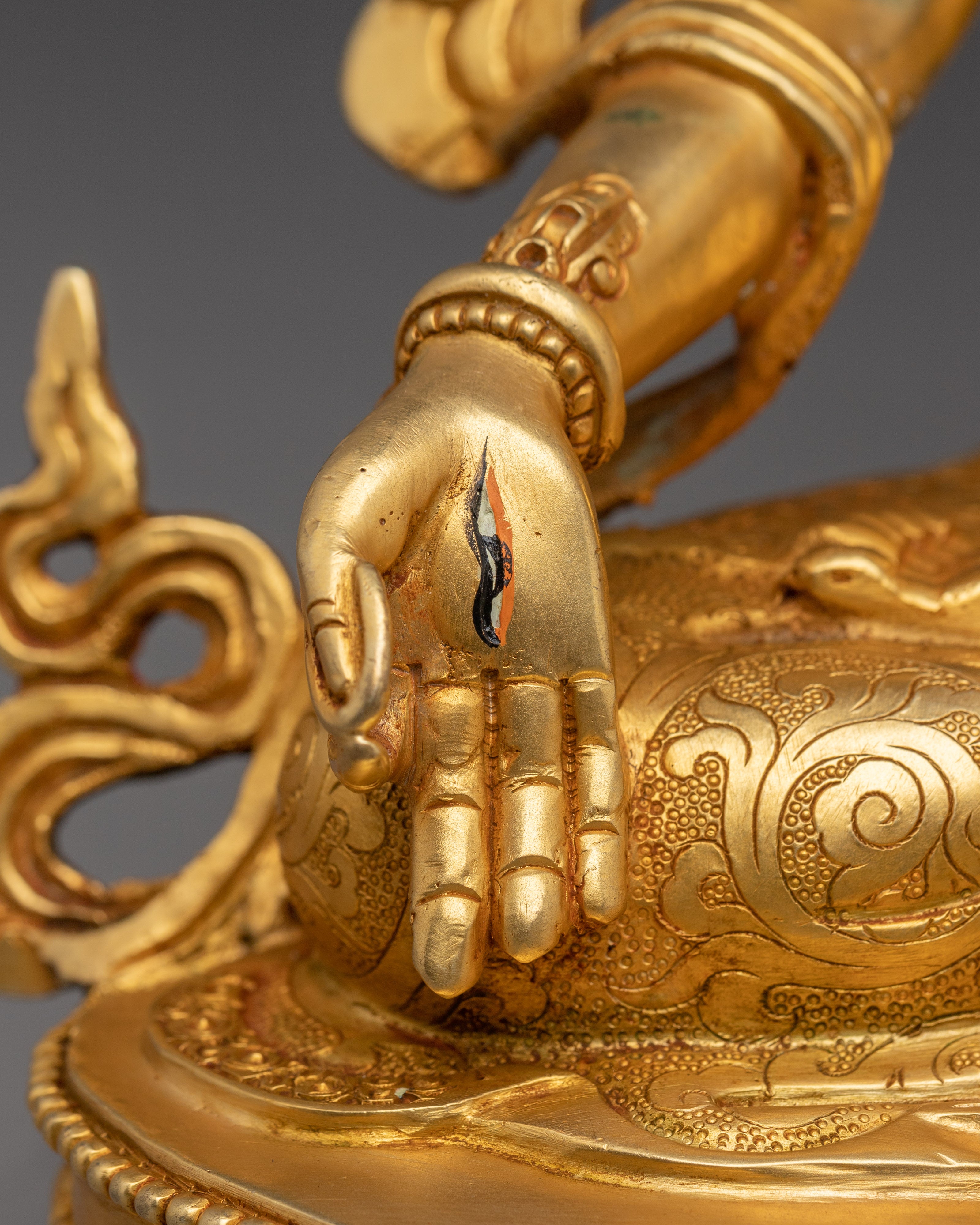 Tranquil Sita Tara Statue | Buddhist Decoration Artwork