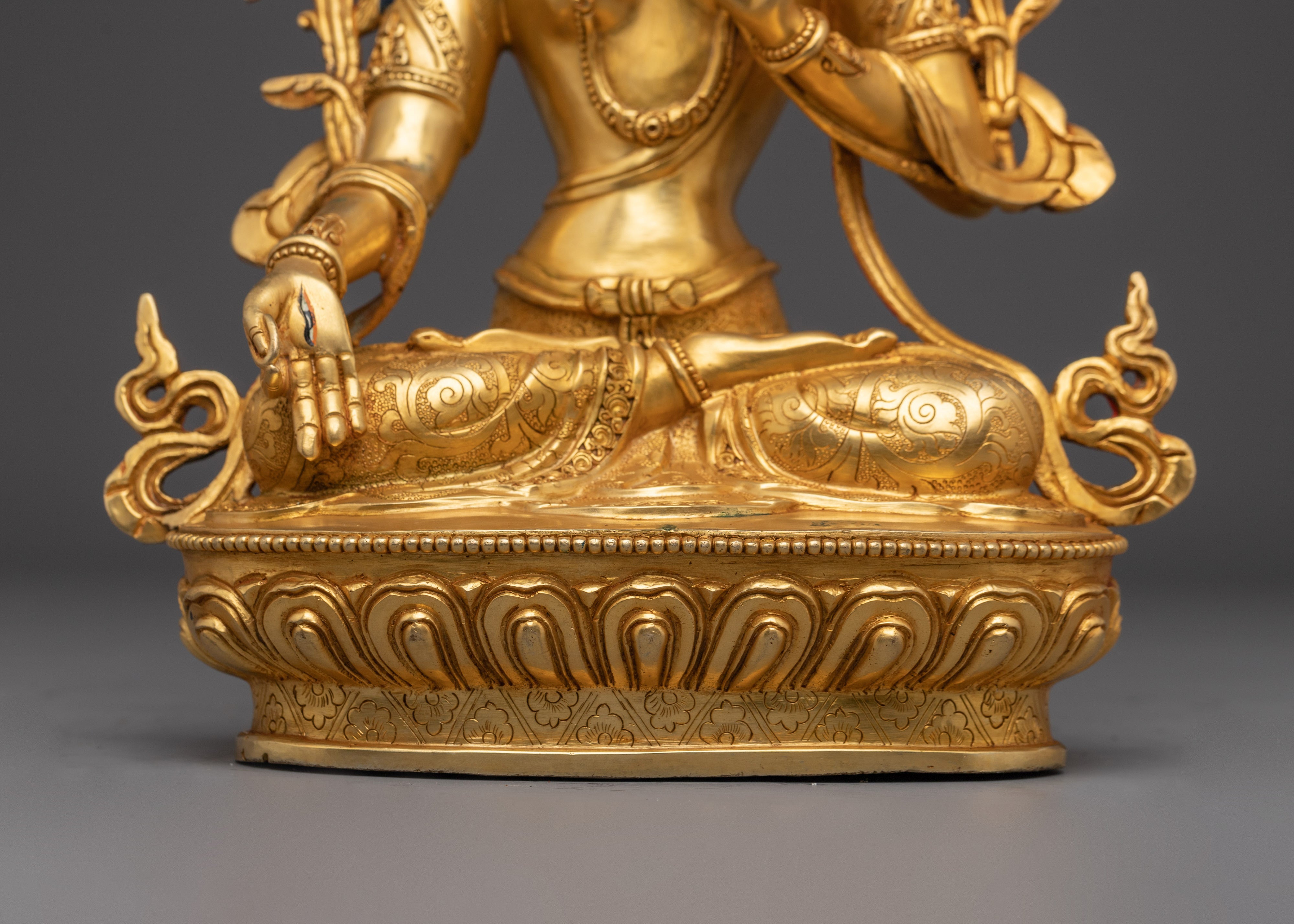 Tranquil Sita Tara Statue | Buddhist Decoration Artwork