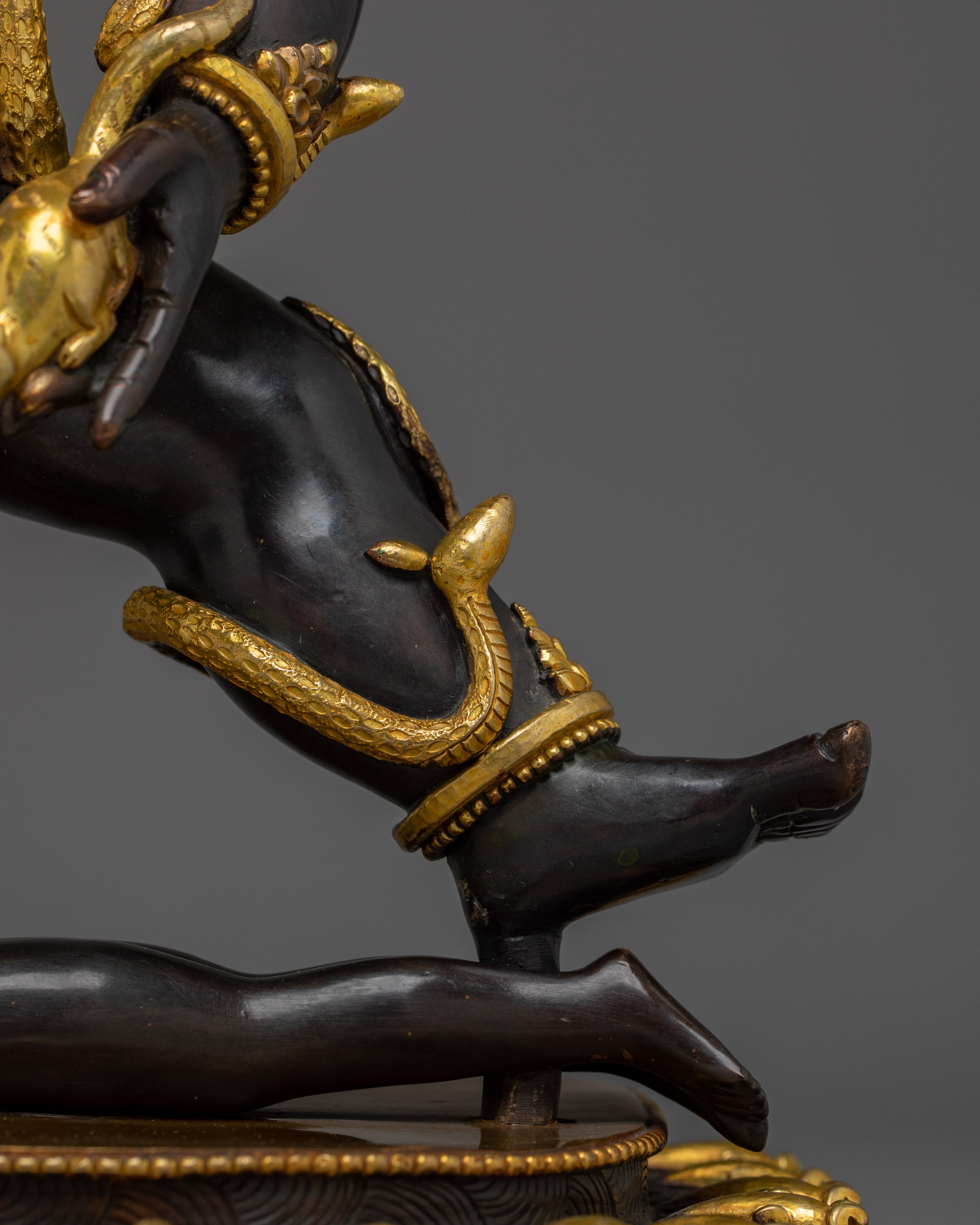 Tibetan Black Dzambhala Statue | Spiritual wealth Deity