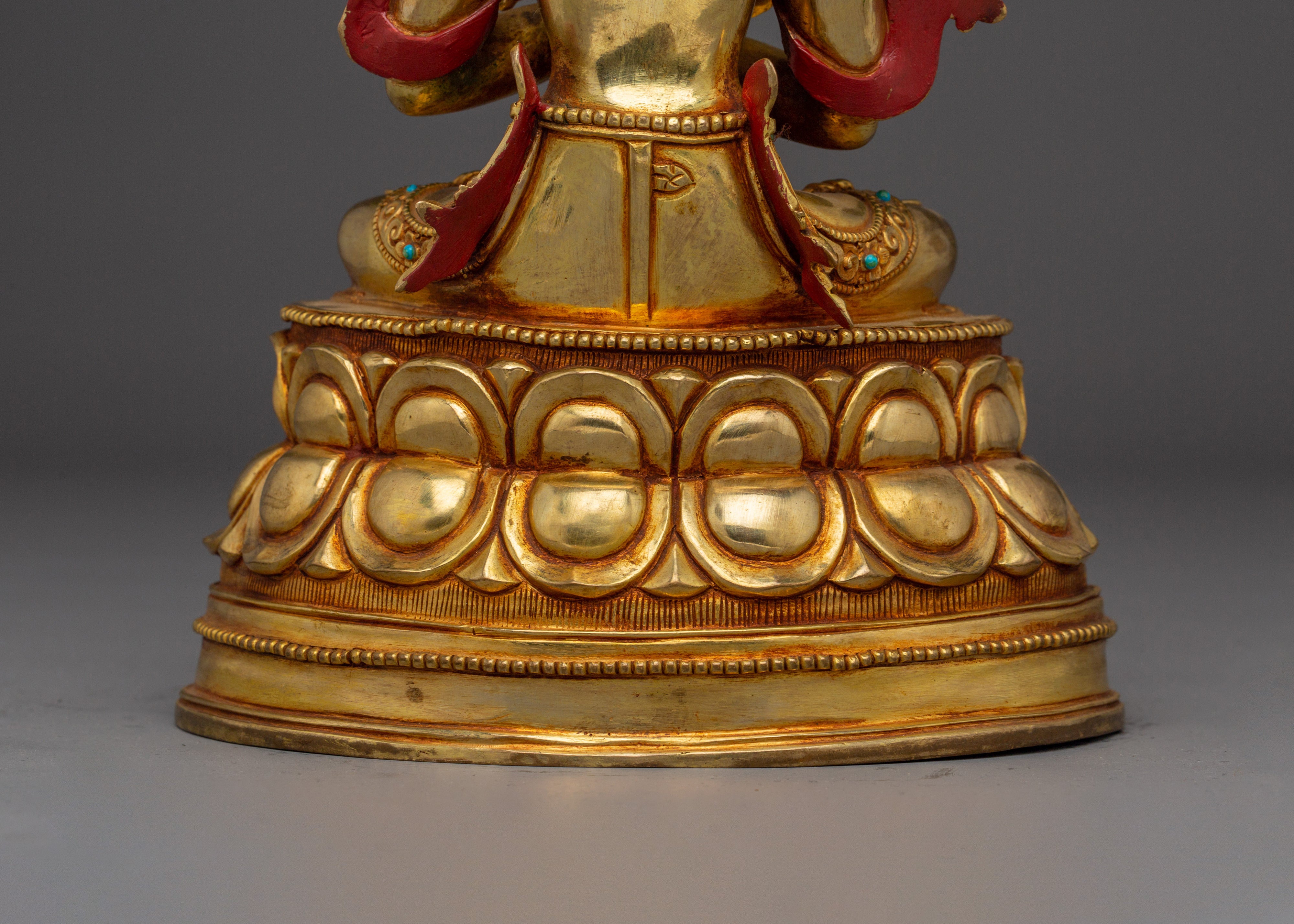 Serene Vajradhara Statue | Buddhist Spiritual Decoration