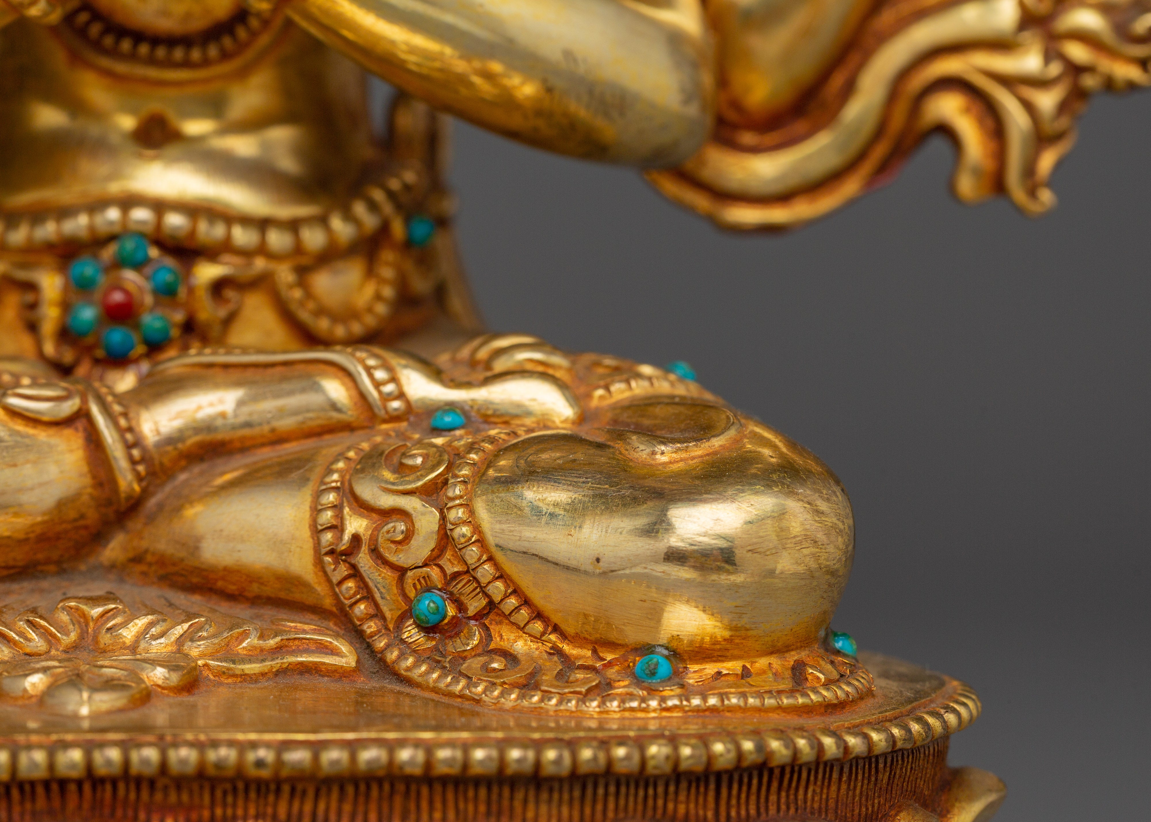 Chenrezig Handcrafted Statue | Avalokiteshvara Artwork