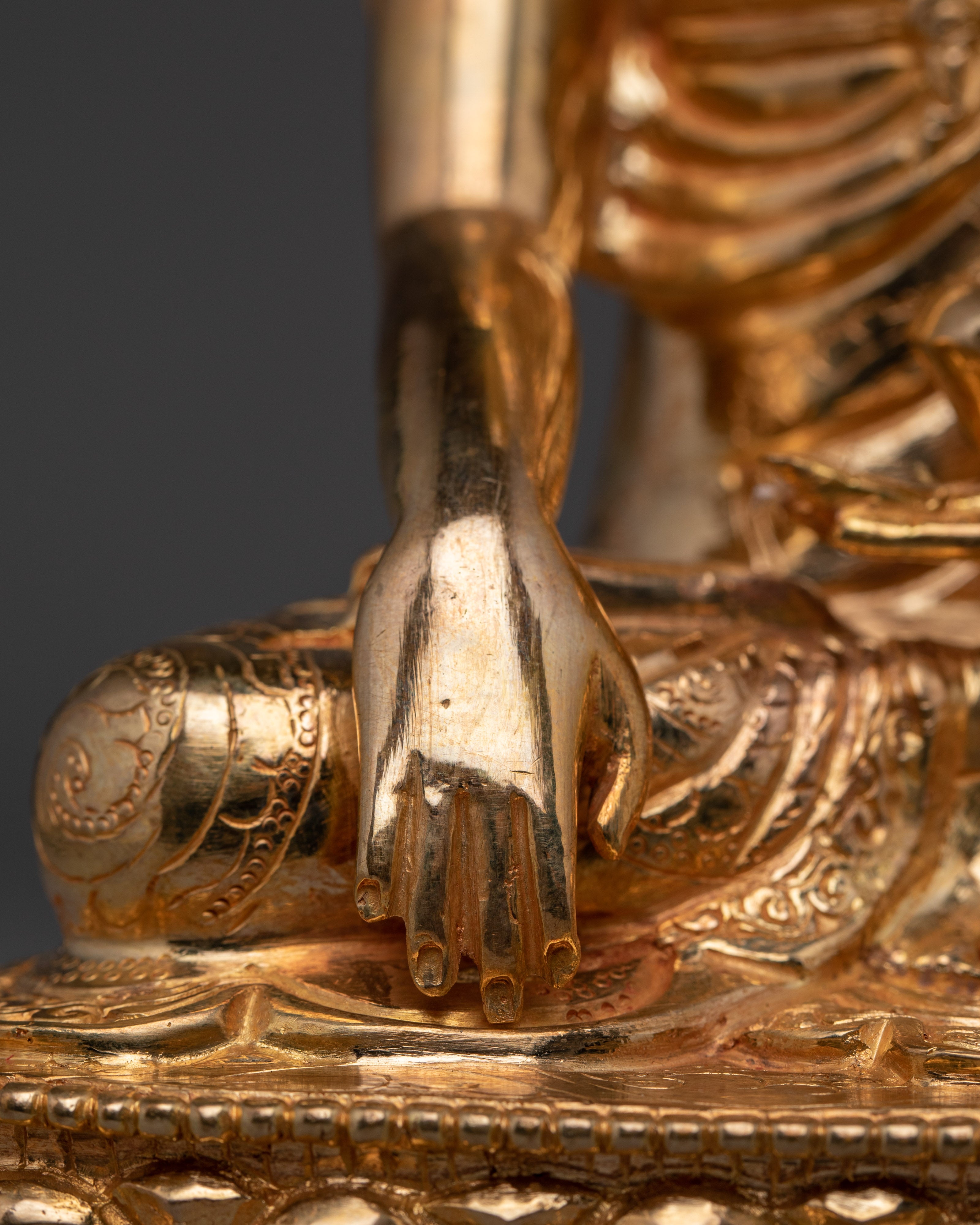 Buddhist deity Shakyamuni Artwork | Perfect for Meditation