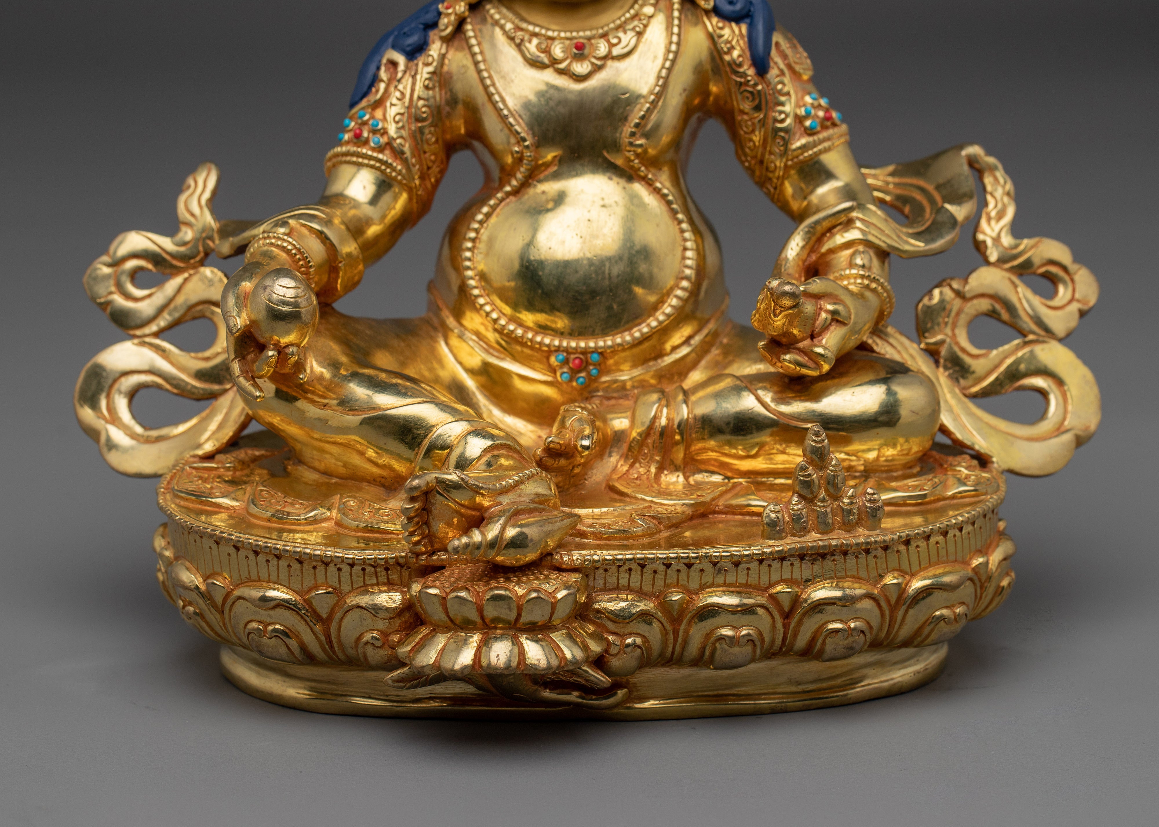 Buddhist Revered Wealth Deity Dzambhala Statue for Abundance and Prosperity