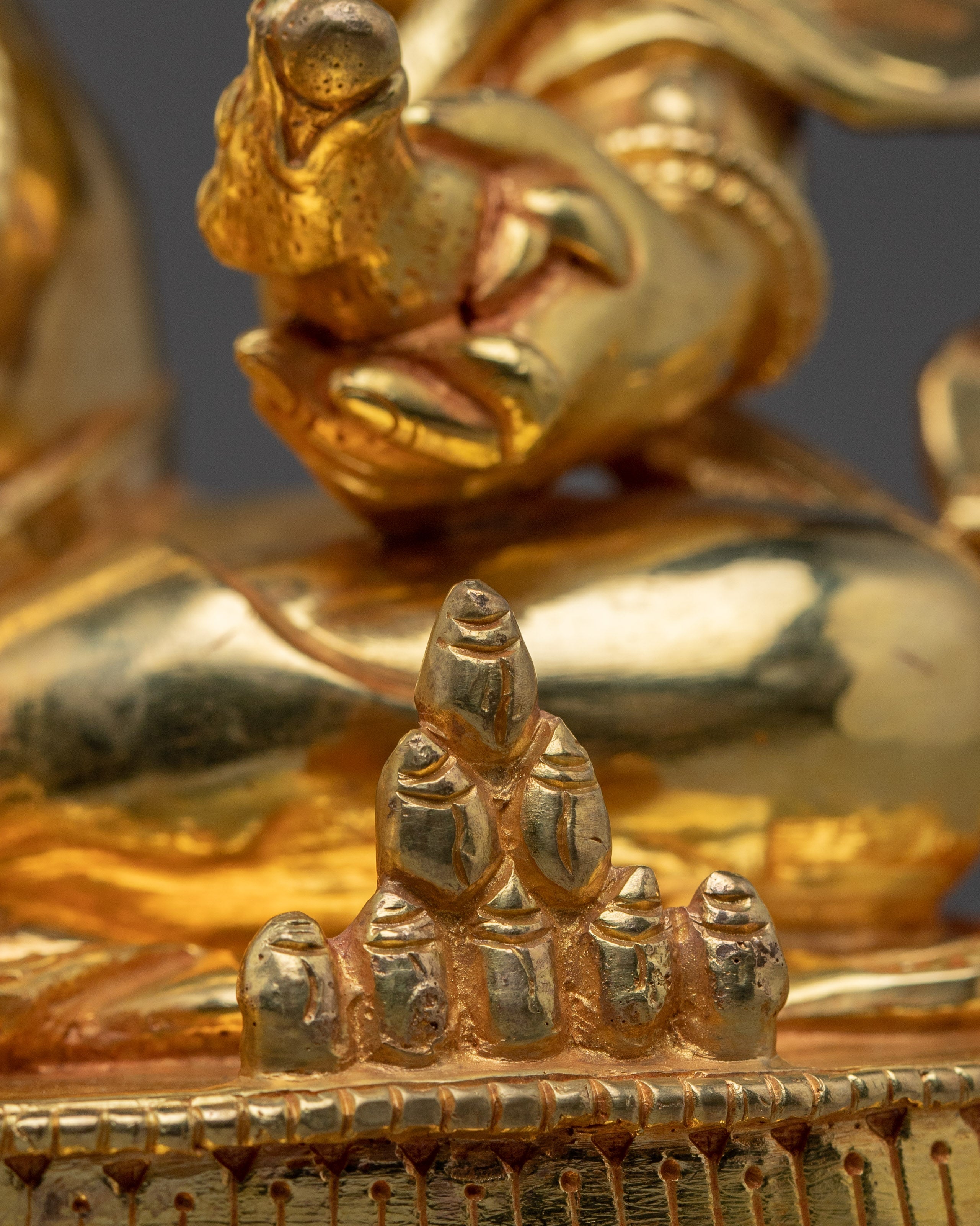 Buddhist Revered Wealth Deity Dzambhala Statue for Abundance and Prosperity