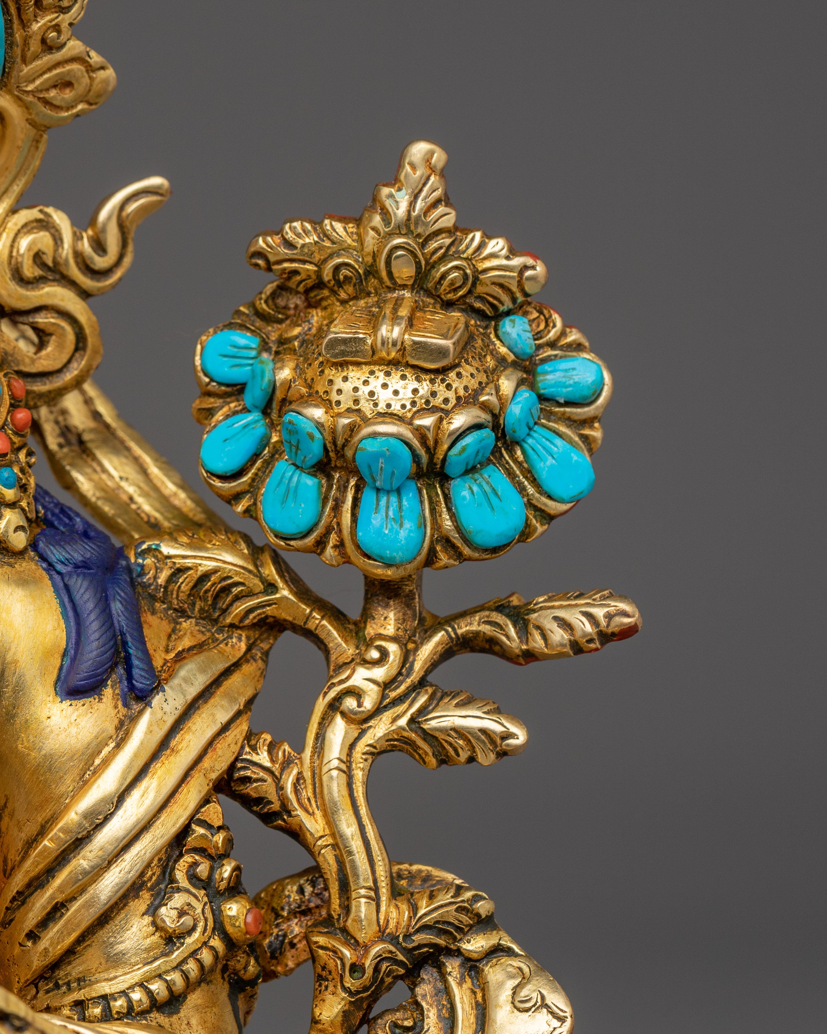 Golden Statue of Manjushri | Supreme Wisdom Bodhisattva
