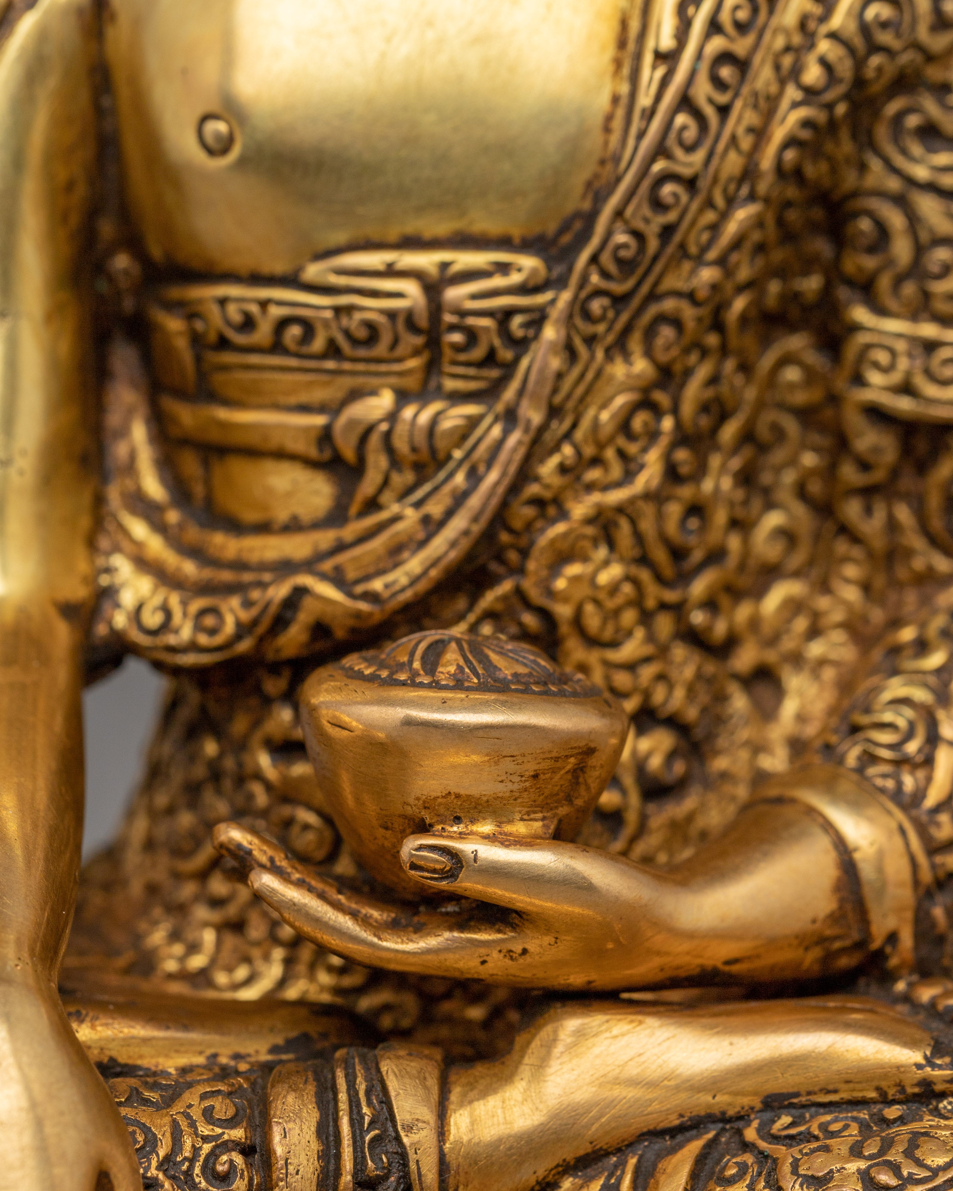 Shakyamuni Buddha 24k Gold Gilded and Copper Statue | Spiritual Clarity and Mindful Altar
