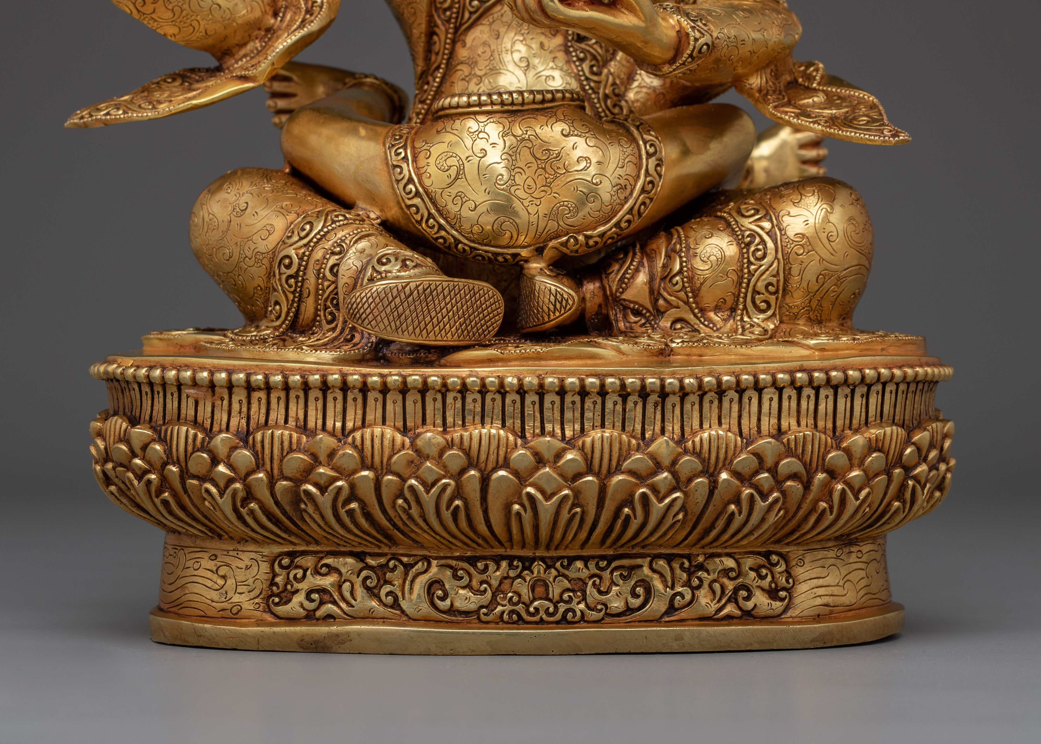 Himalayan Artwork of Guru Rinpoche | Lotus-Born Guru