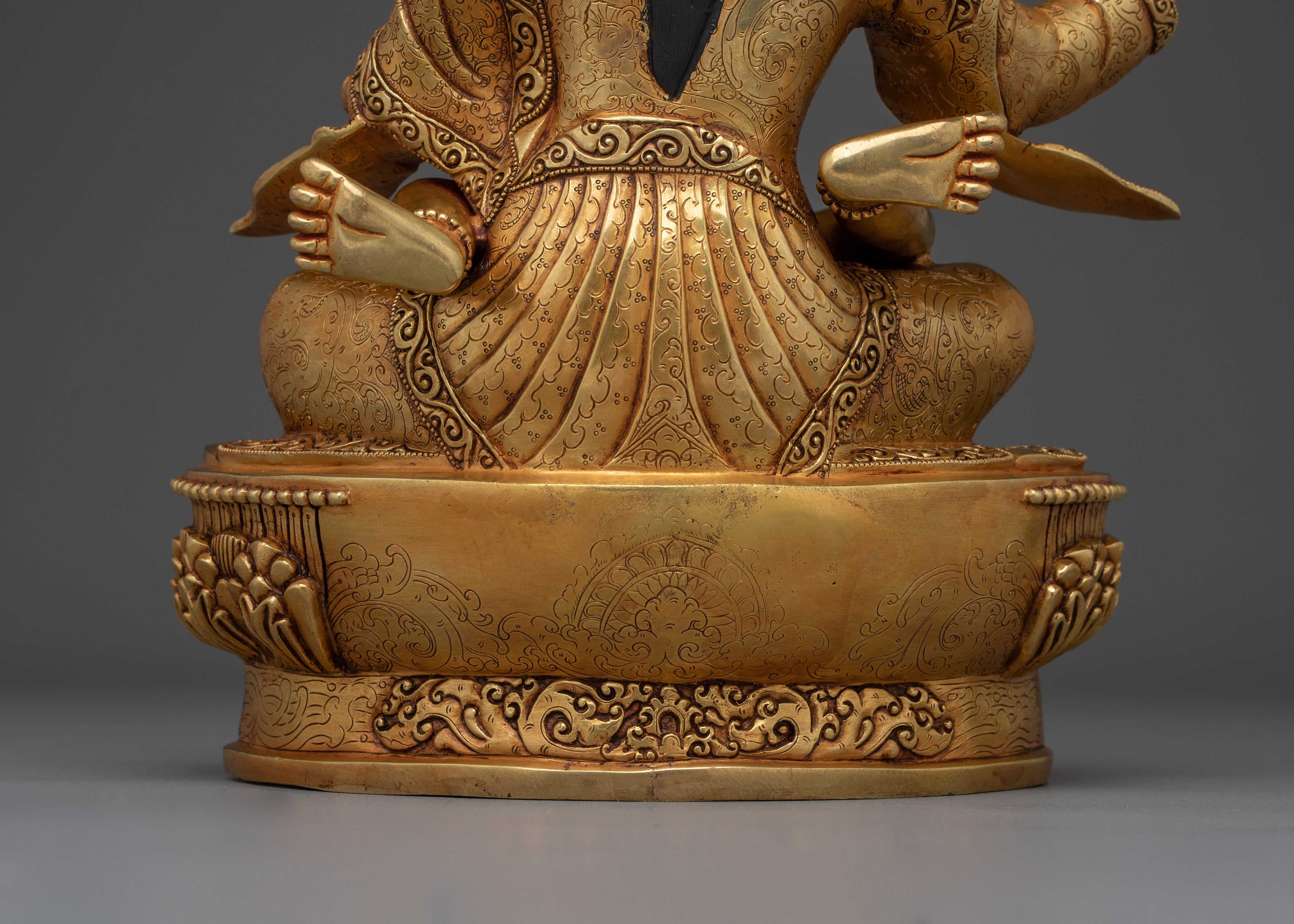 Himalayan Artwork of Guru Rinpoche | Lotus-Born Guru