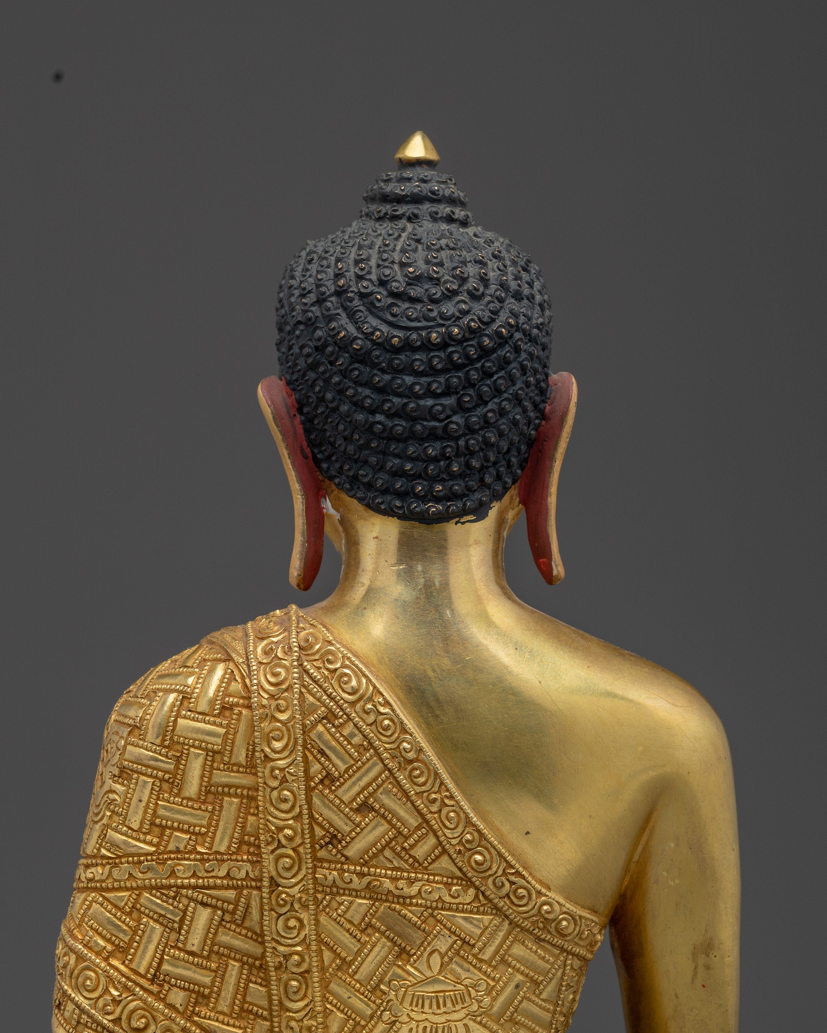 24K gold Shakyamuni Buddha statue in copper | Meditation, Altar, & Home Shrine Decor