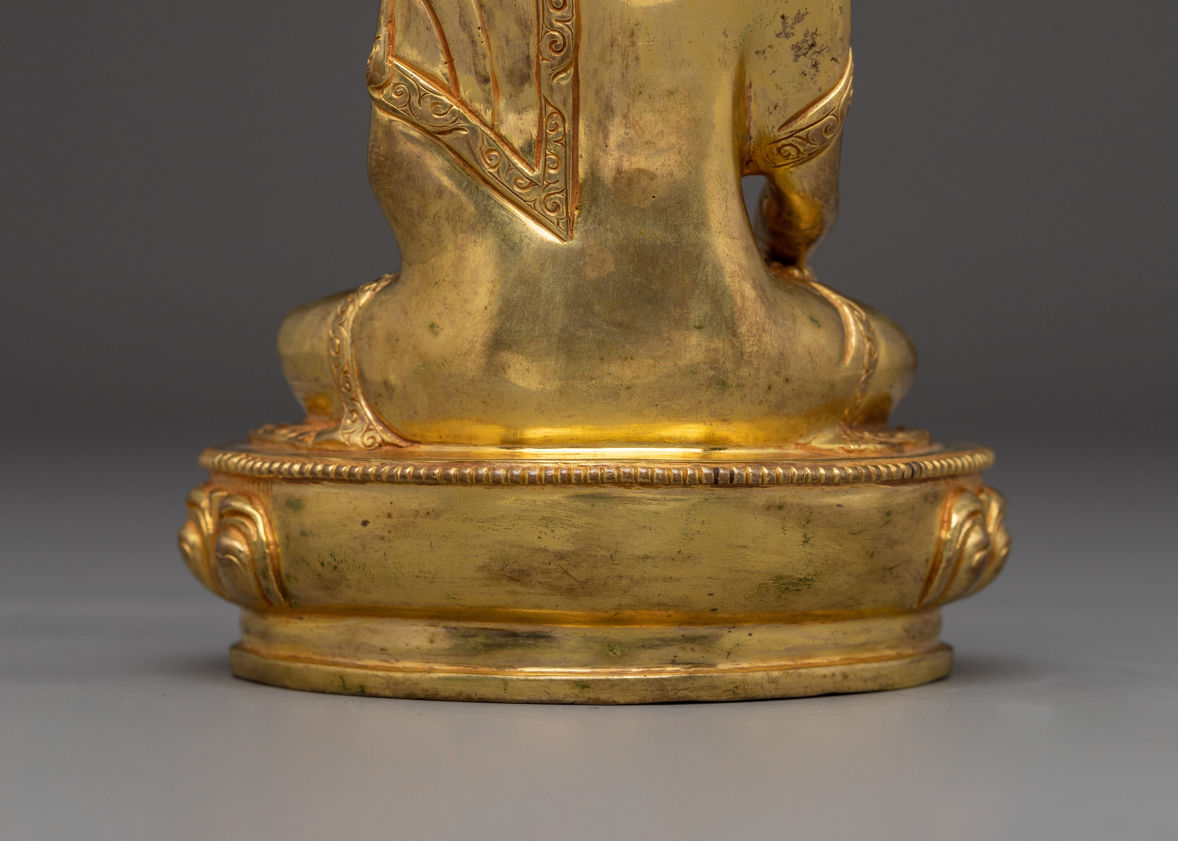 Peaceful Statue of Shakyamuni Buddha | Buddhist Spiritual Decor