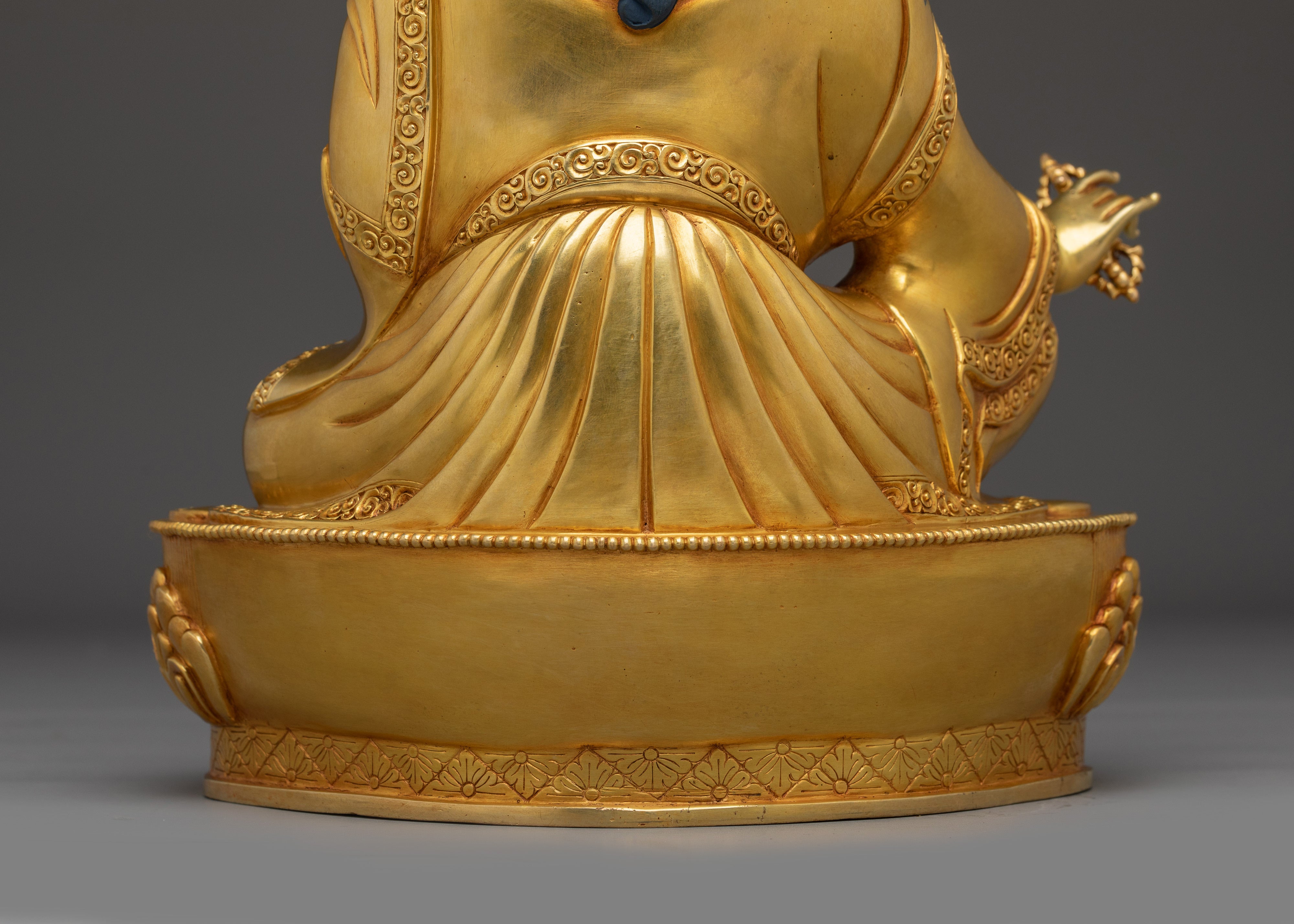 Enlightened Teacher Guru Rinpoche Statue | Founder of Tibetan Buddhism