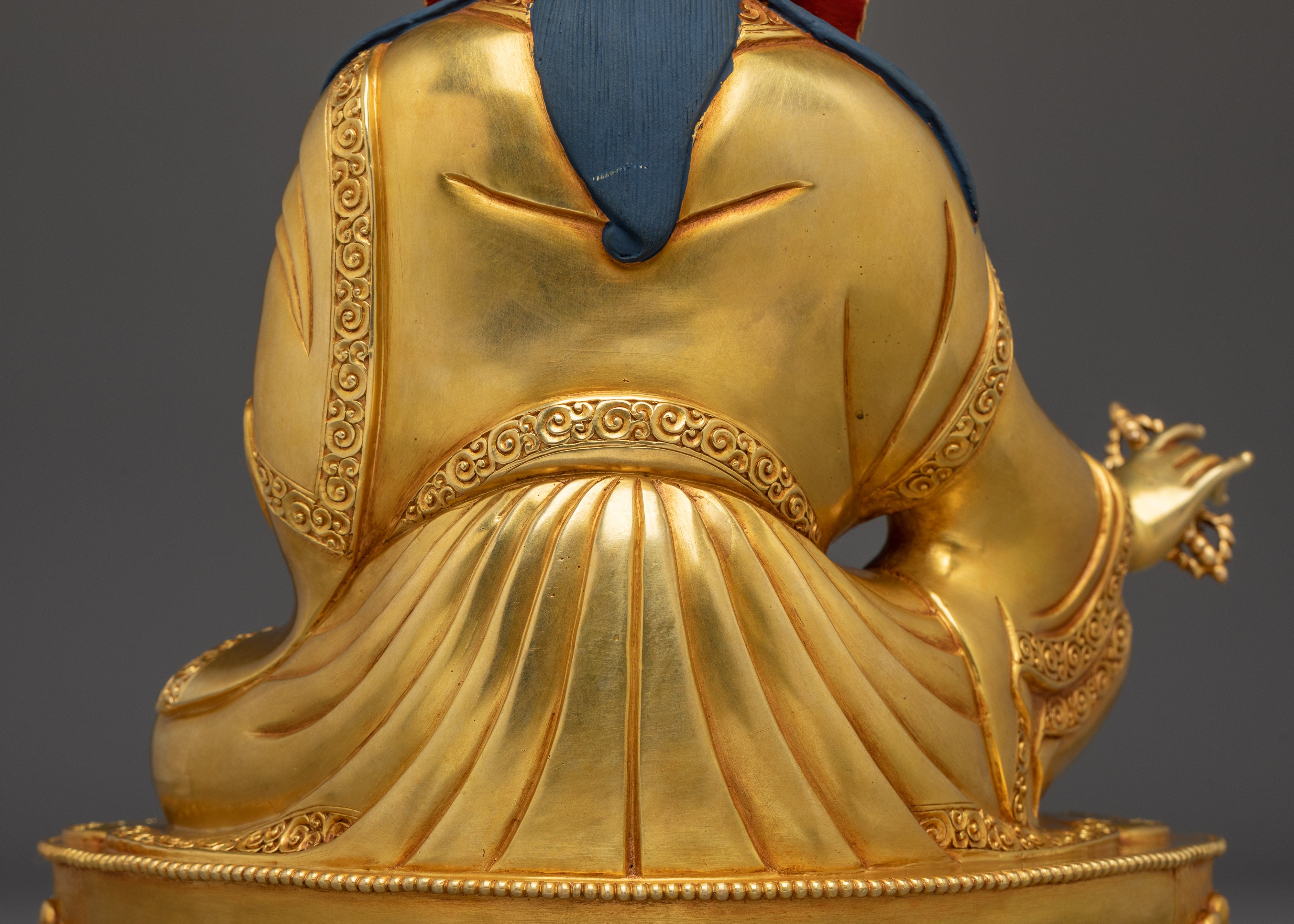 Enlightened Teacher Guru Rinpoche Statue | Founder of Tibetan Buddhism
