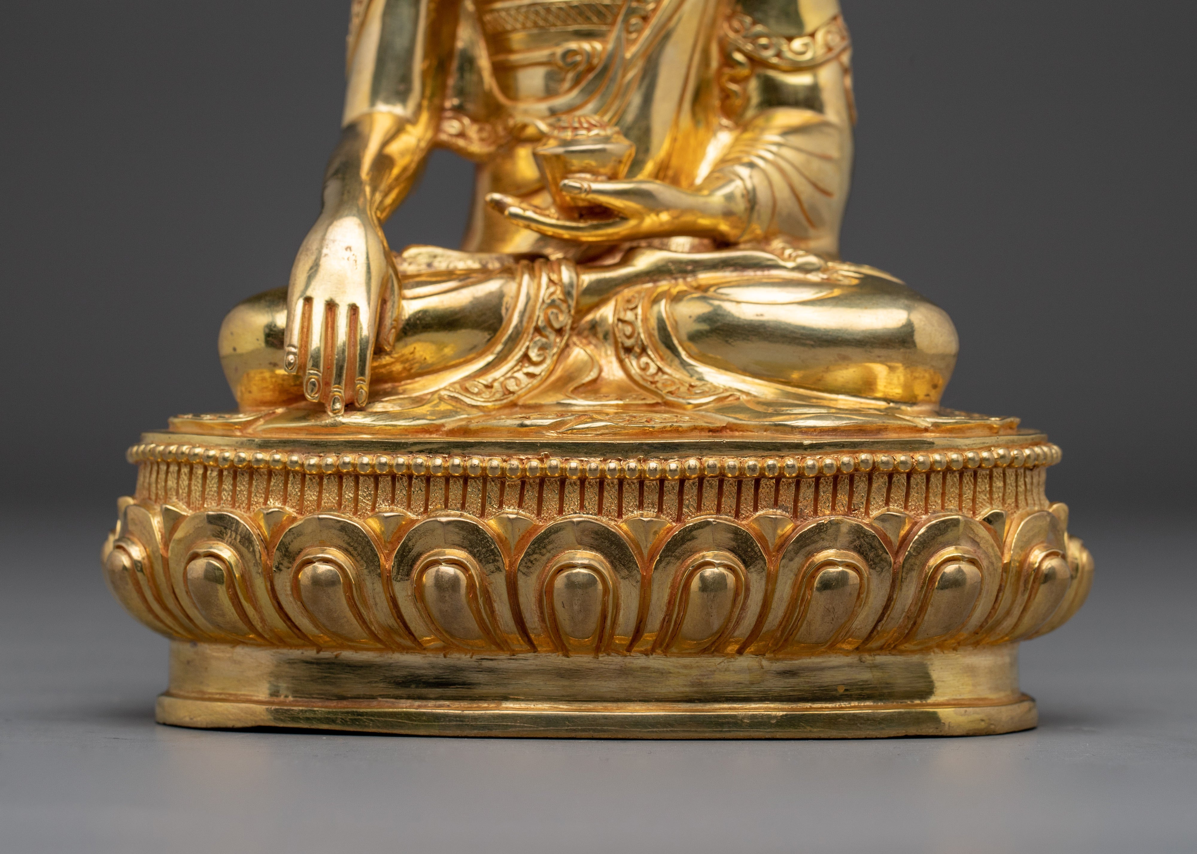 Golden Gautama Buddha Artwork | Shakyamuni Buddha - The Sage of Shakyas