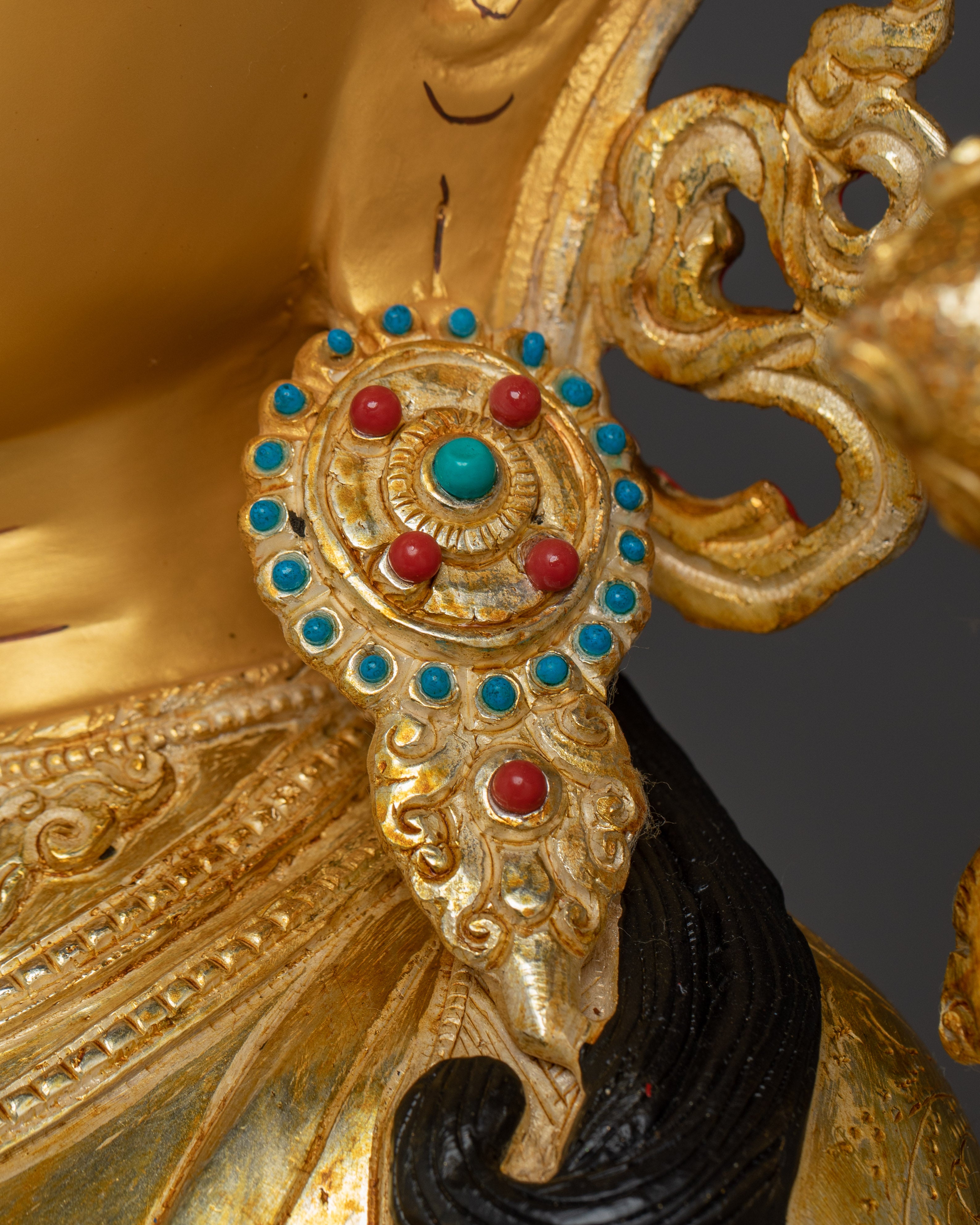 Divine Bodhisattva Green Tara Golden Statue for Meditation and Decor