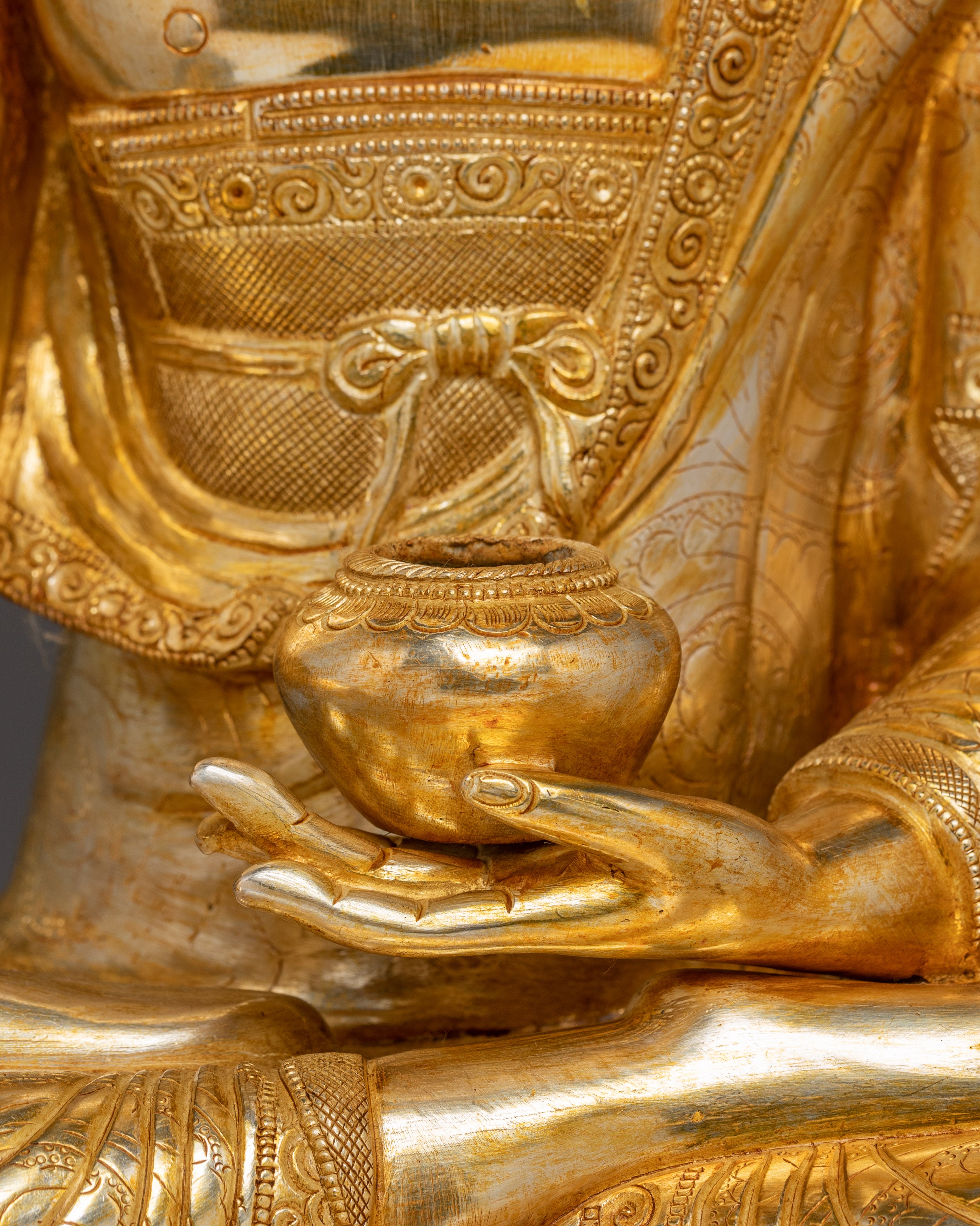 Tibetan Gautama Buddha Sculpture | Enlightenment Symbol