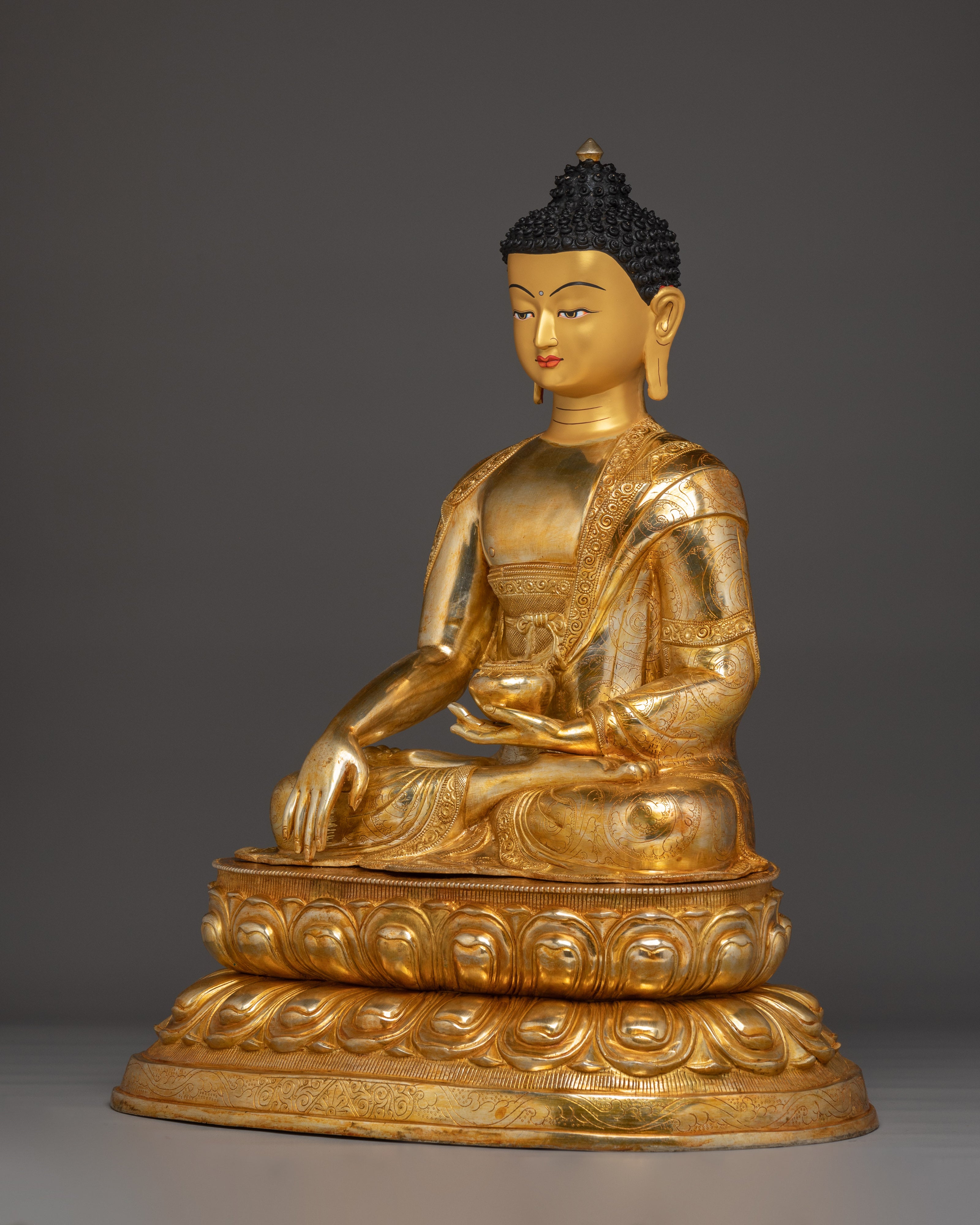 Tibetan Gautama Buddha Sculpture | Enlightenment Symbol