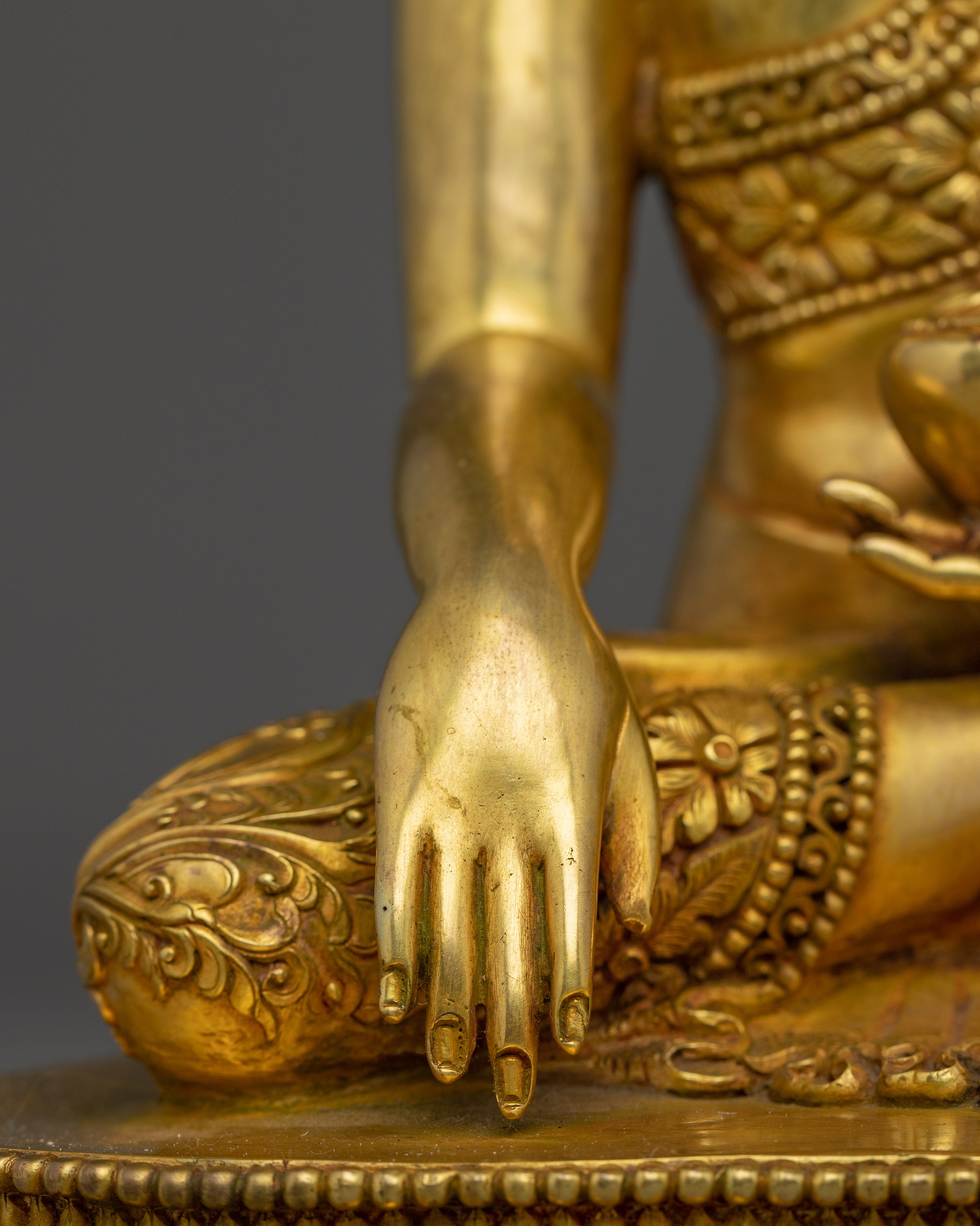 Spiritual Icon Shakyamuni Buddha Statue | Gautama Buddha Artwork