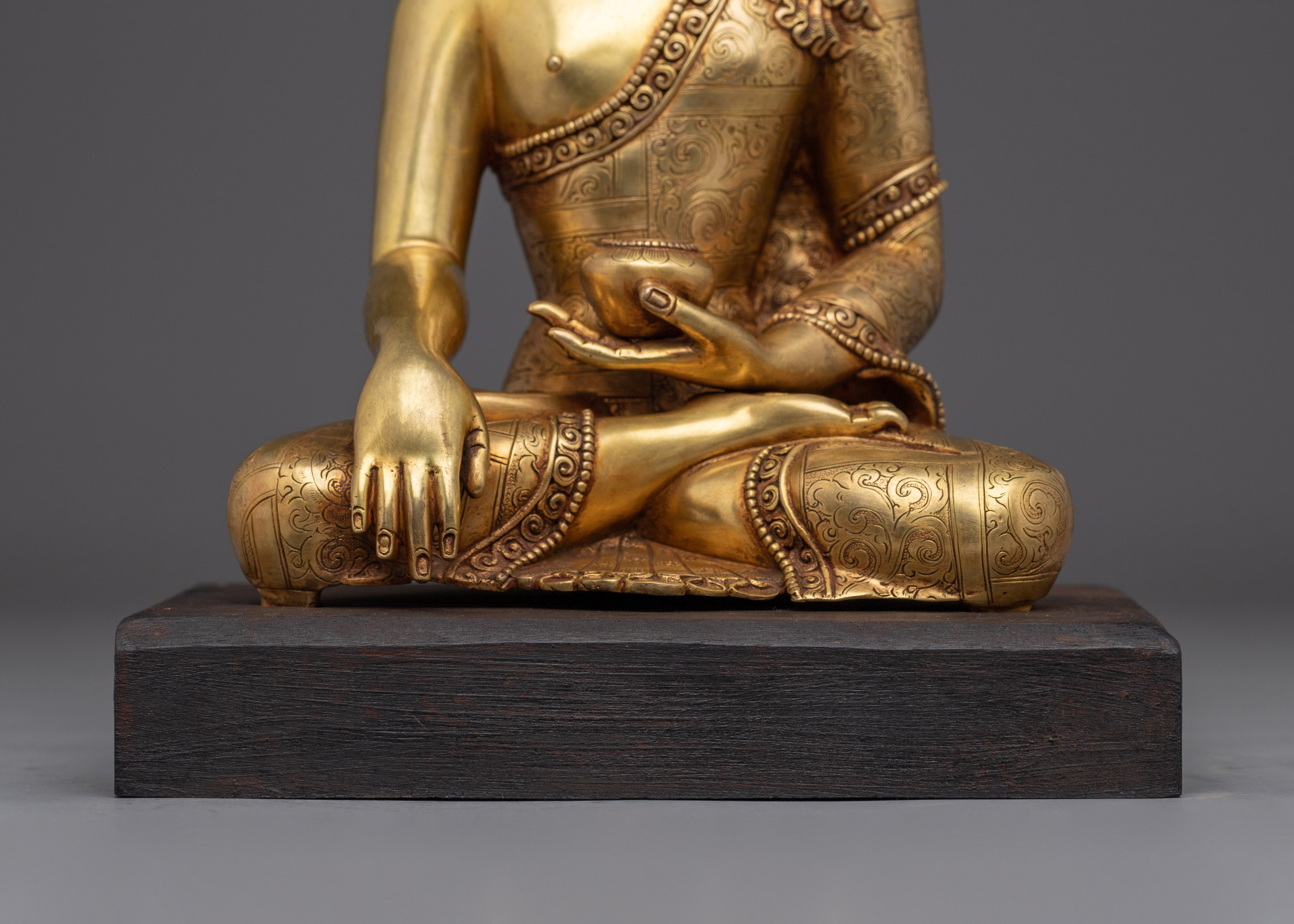 Peaceful Buddha Figurine of Shakyamuni | Historical Buddha