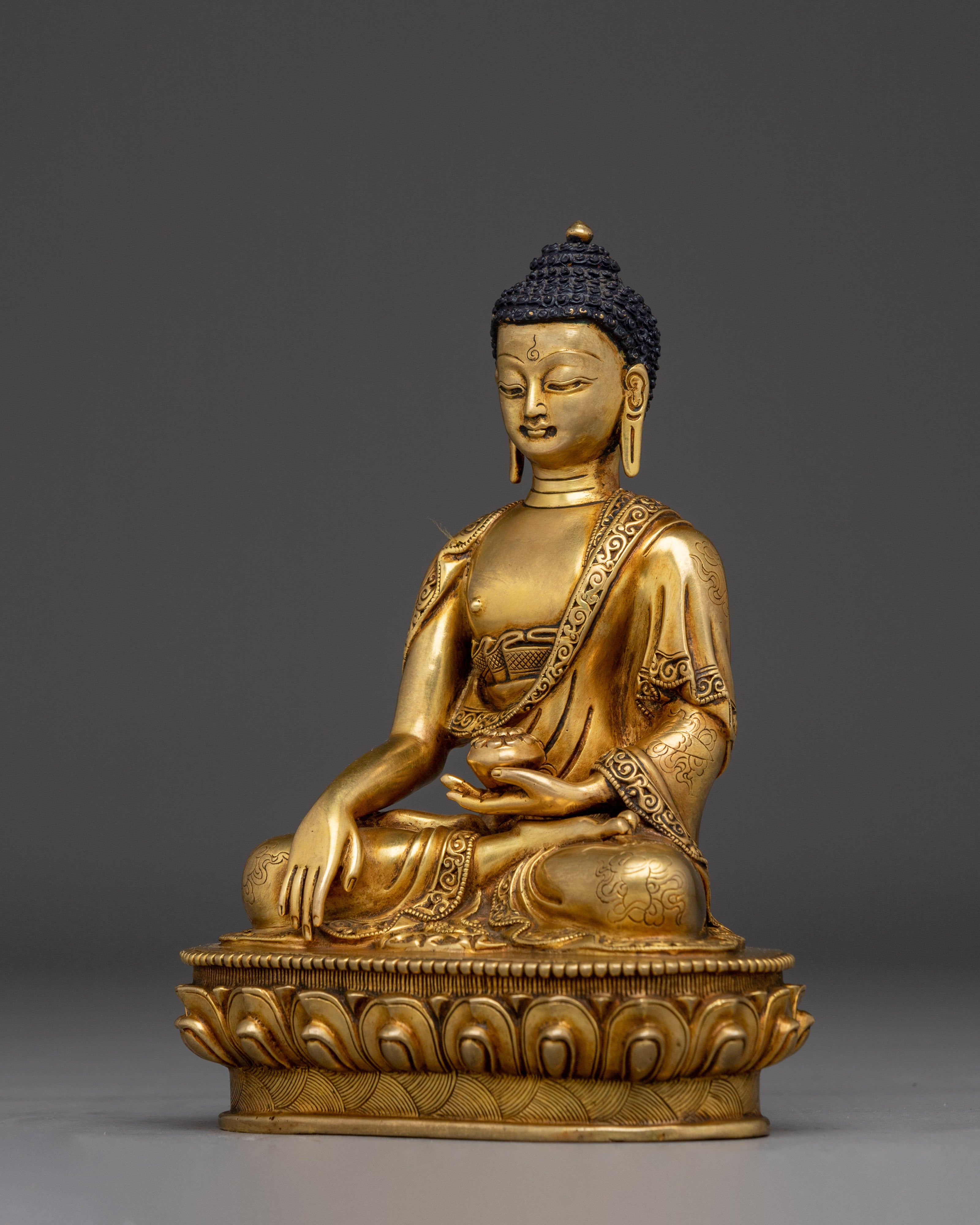 Peaceful Golden Shakyamuni Buddha Art