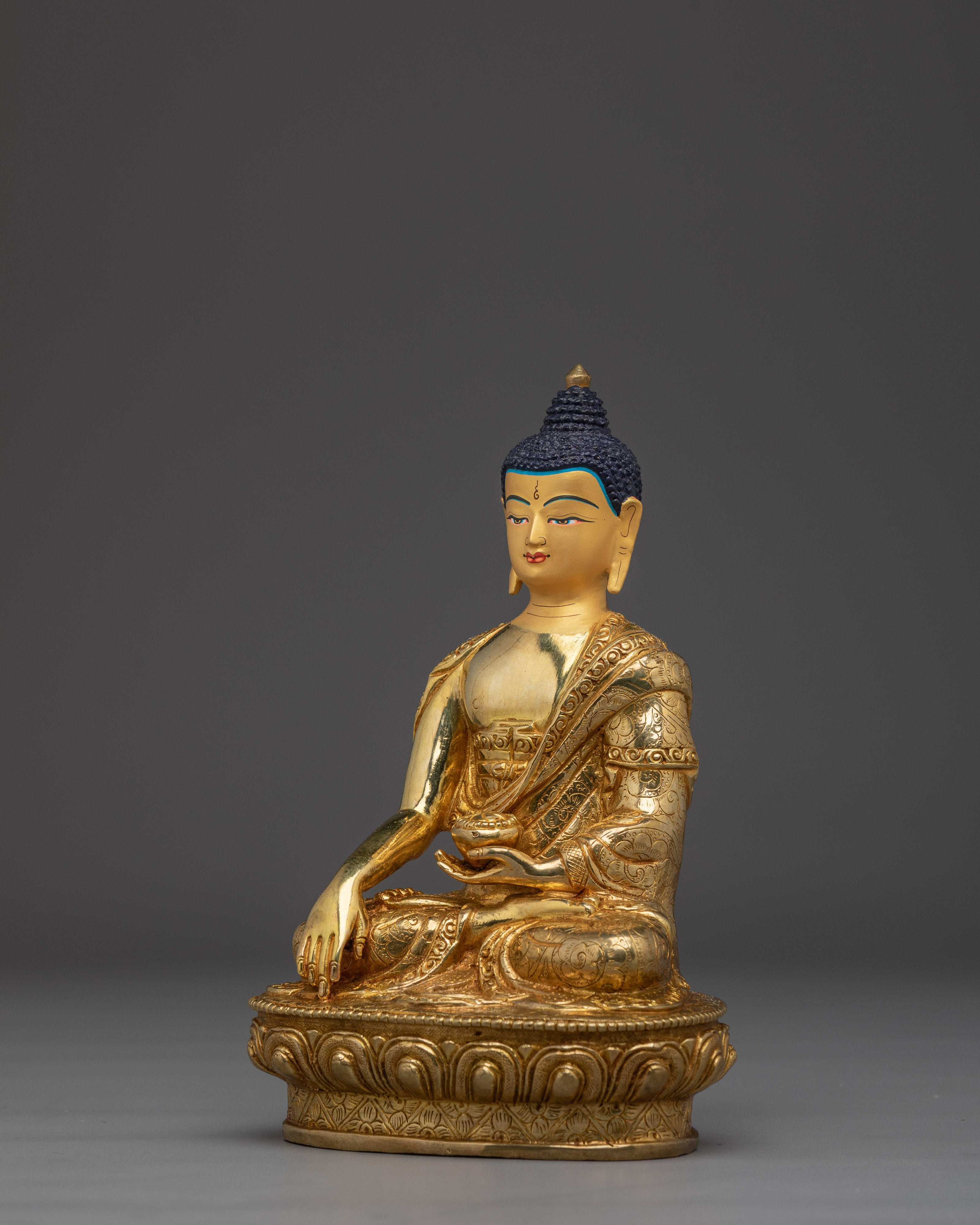 Radiant Golden Statue of Shakyamuni Buddha | Gautama Buddha Sculpture