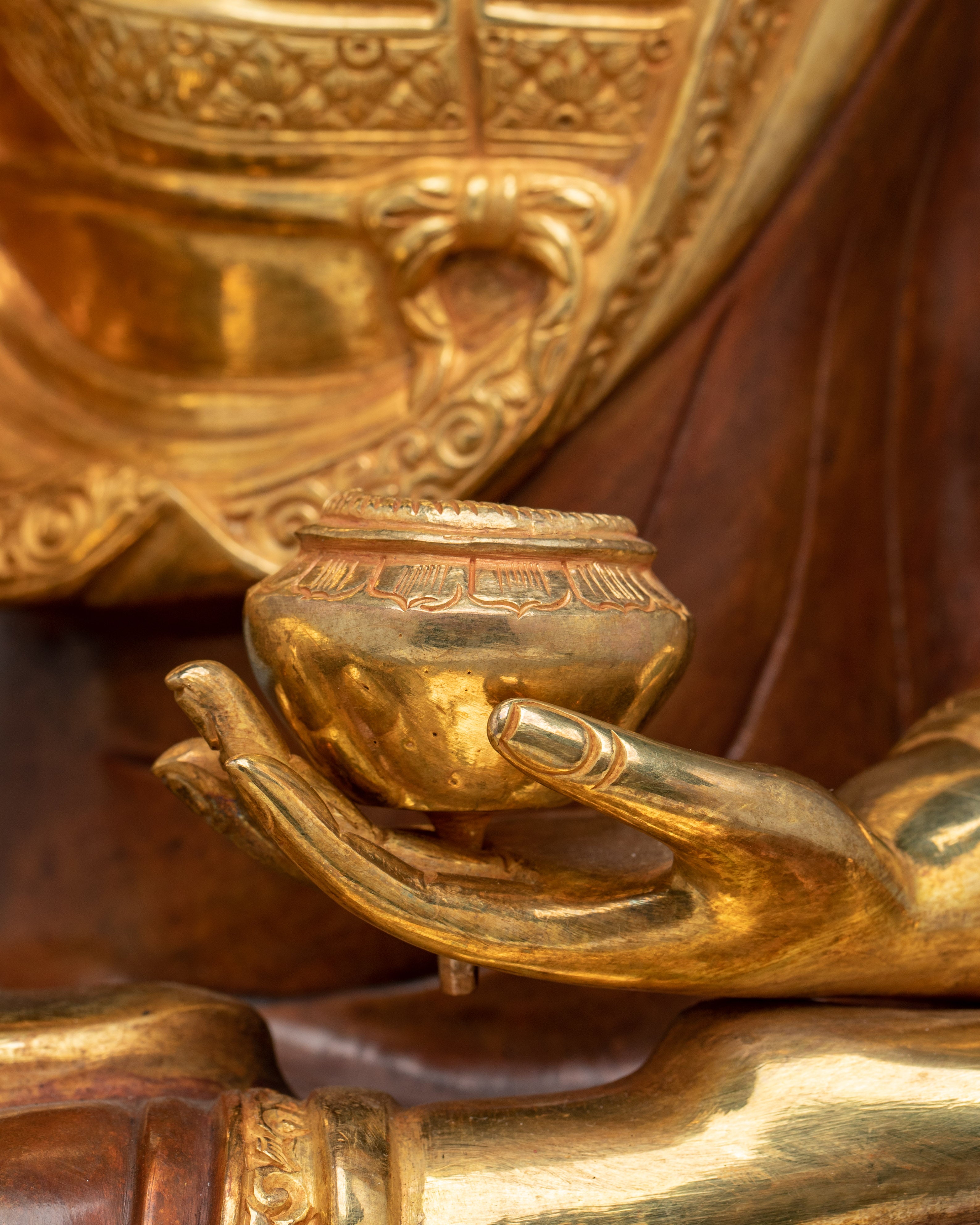 Peaceful Shakyamuni Buddha Golden Art | Historical Gautama Buddha