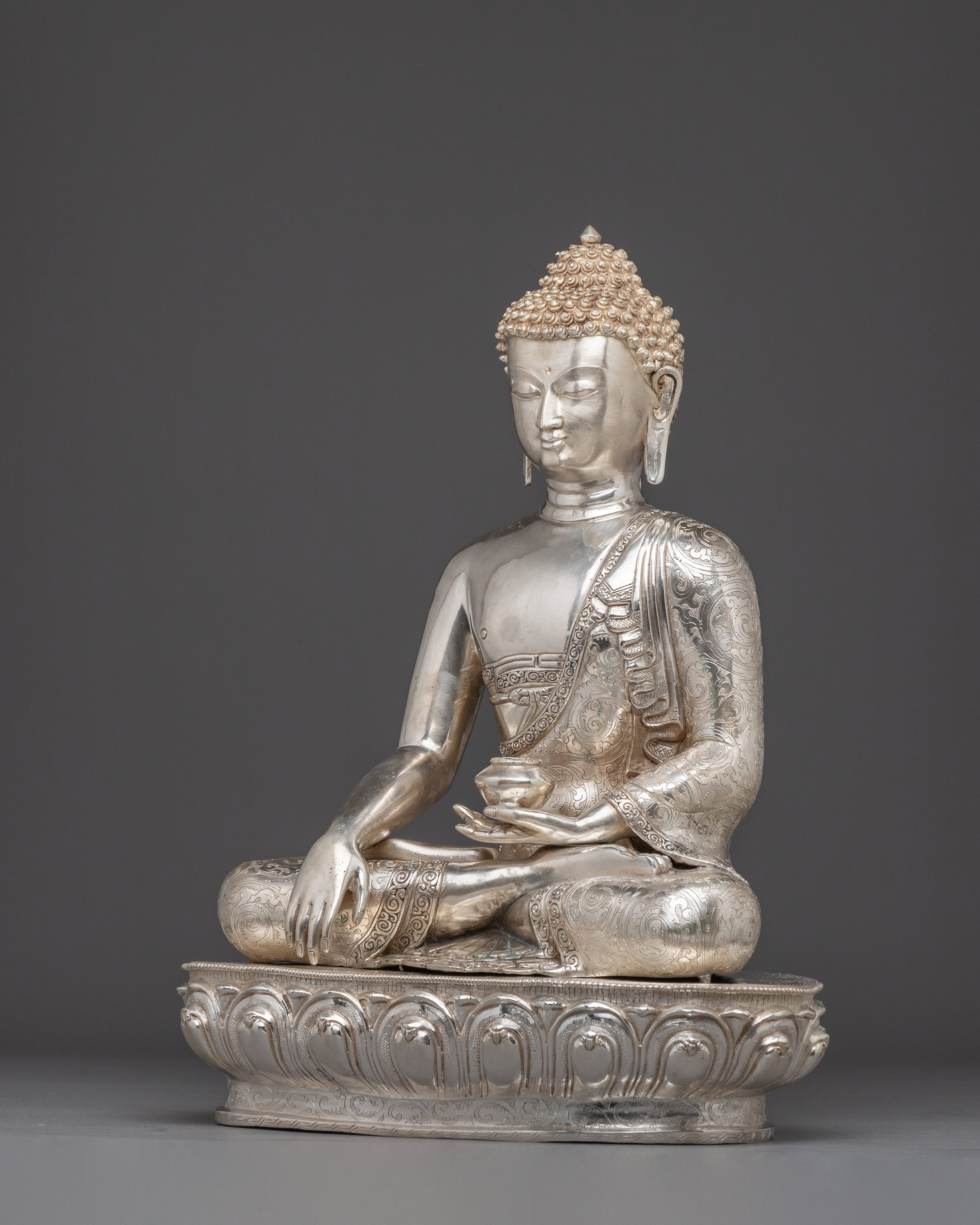 Serene Silver Shakyamuni Buddha Artwork | Enlightenment Symbol
