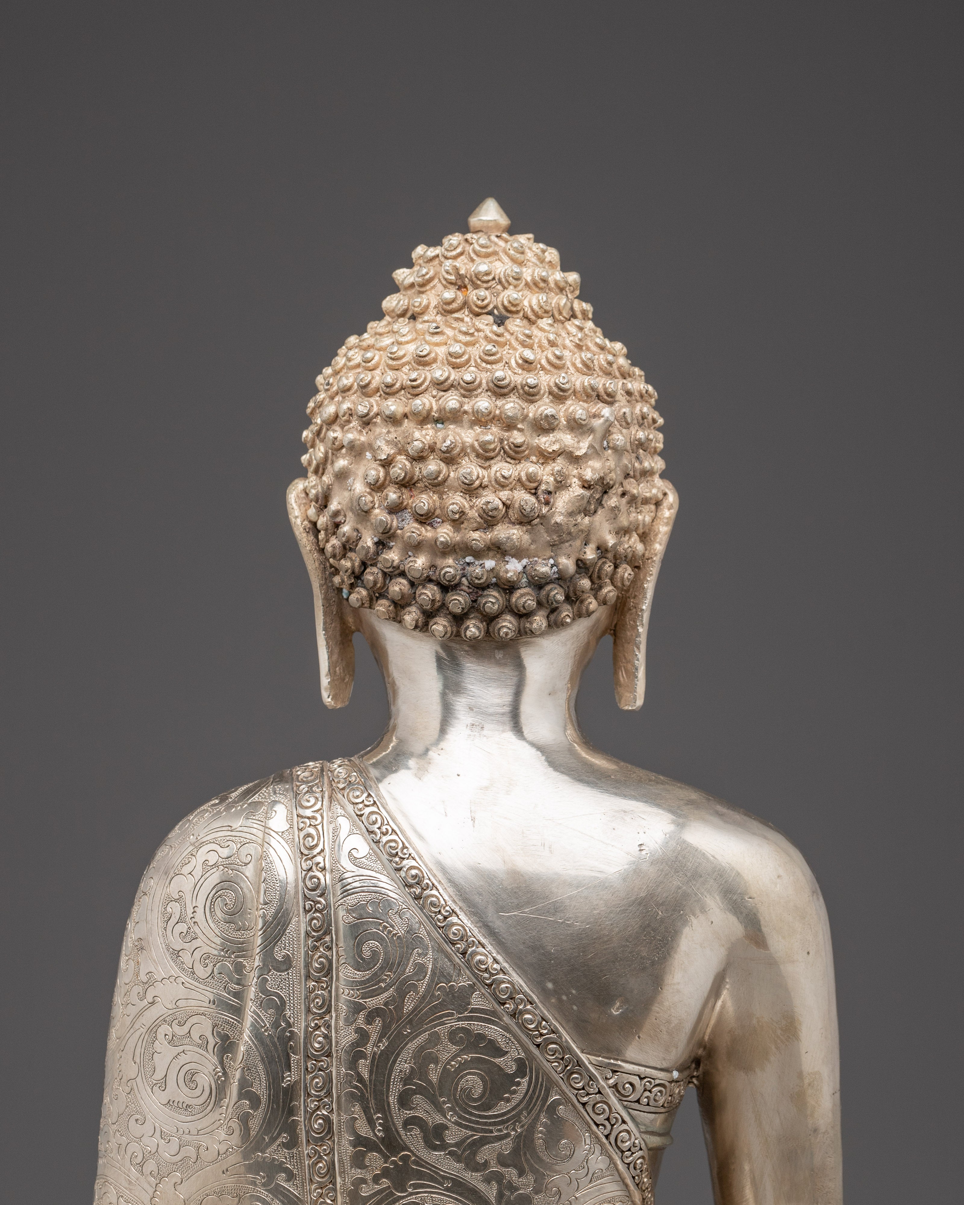 Serene Silver Shakyamuni Buddha Artwork | Enlightenment Symbol