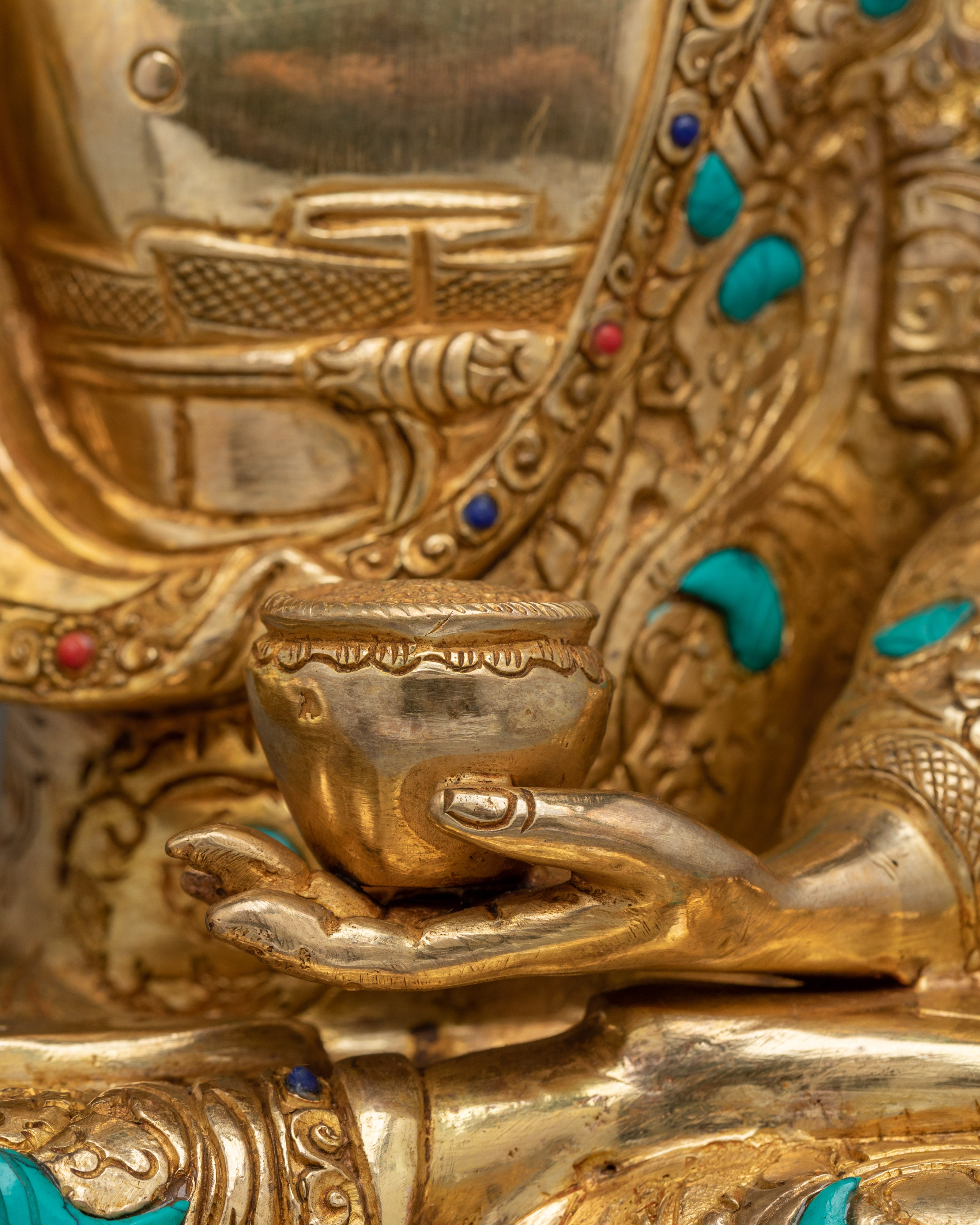 Peaceful Golden Statue of Shakyamuni Buddha | Gautama Buddha Artwork