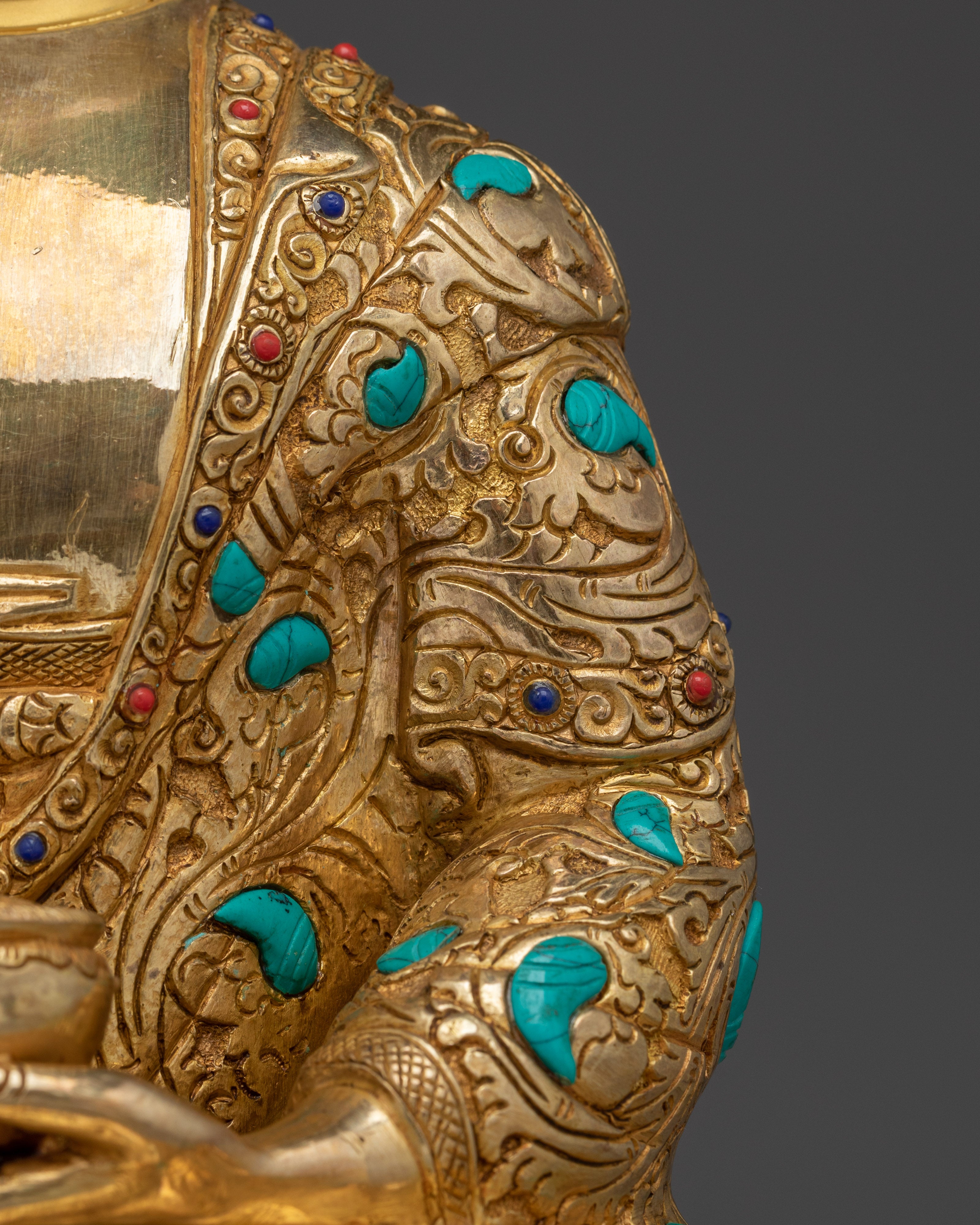 Peaceful Golden Statue of Shakyamuni Buddha | Gautama Buddha Artwork