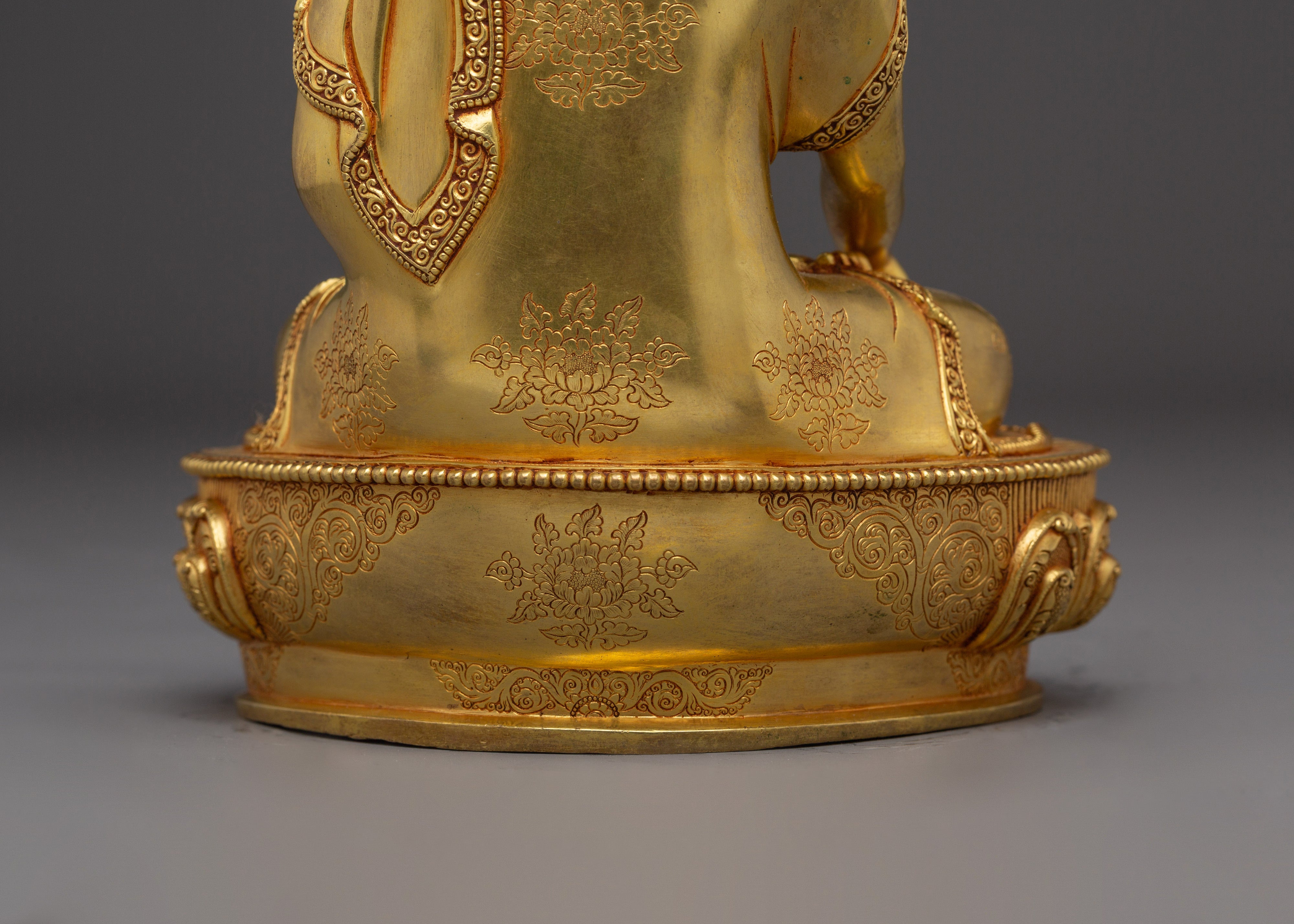 Serene Tibetan Shakyamuni Buddha Art | Enlightenment Symbol Gautama Buddha
