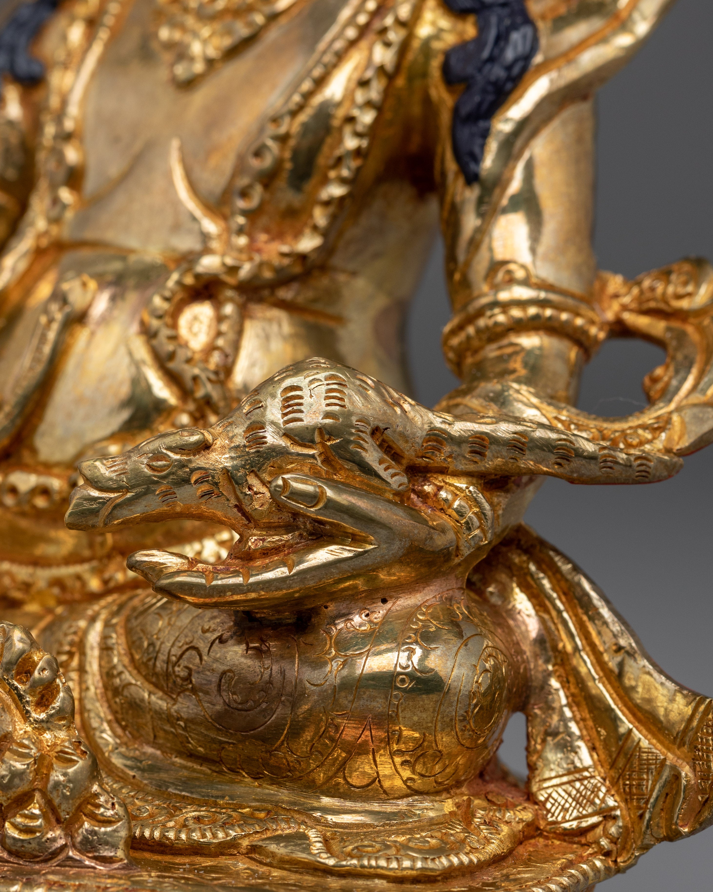 Buddhist God of Fortune Dzambhala | Prosperity Deity