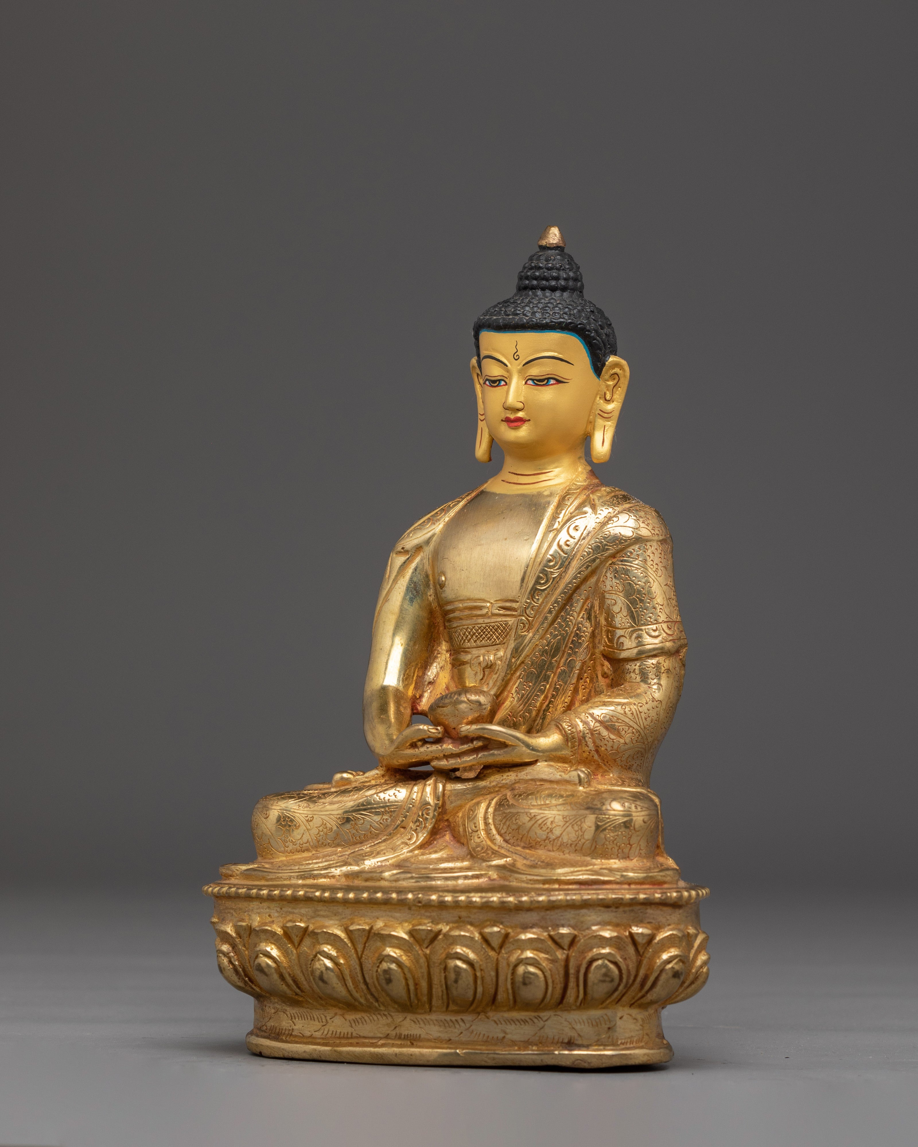 Radiant Statue of Amitabha Buddha | Ruler of the Pure Land