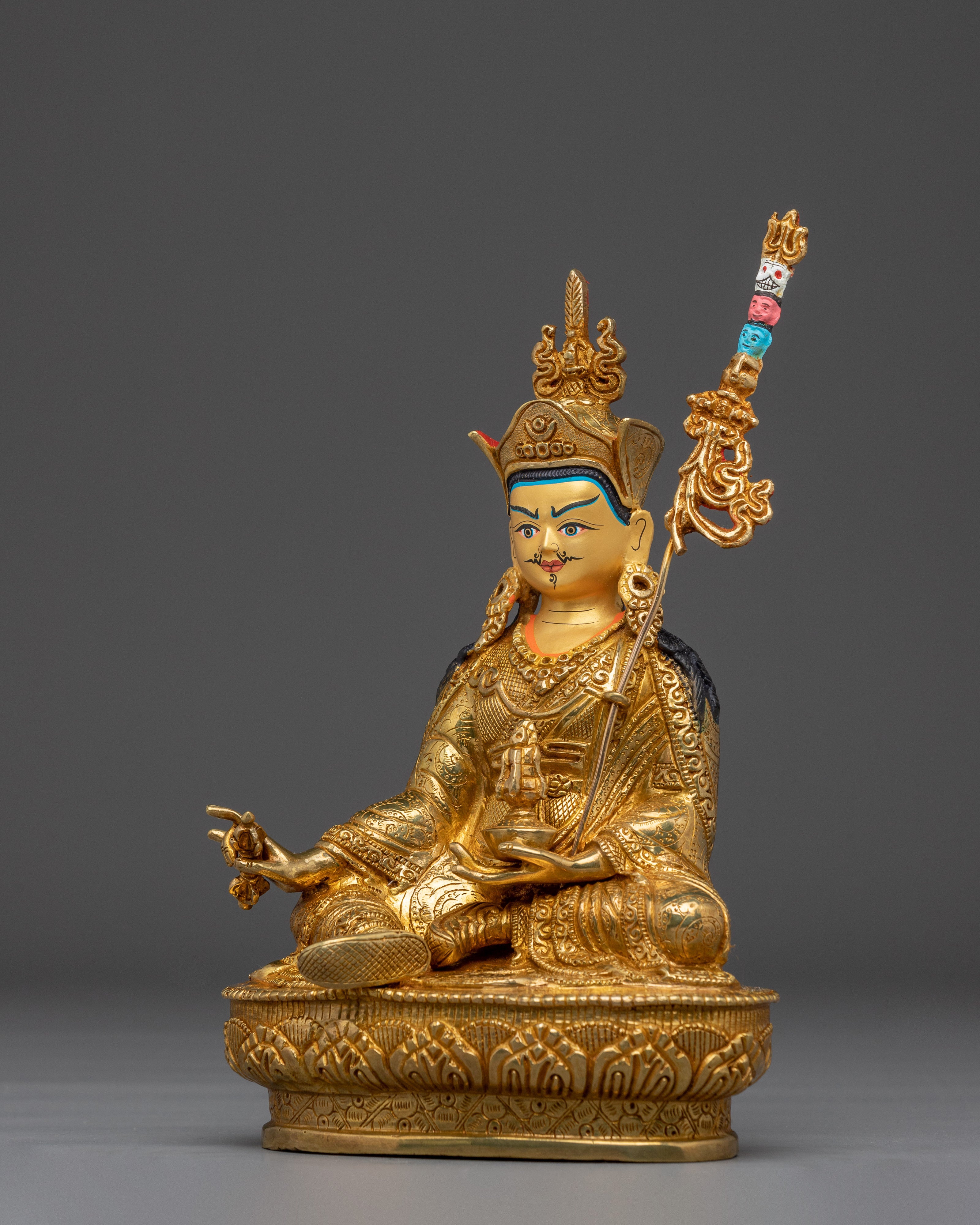 Radiant Guru Rinpoche Statue | Vajra Master Padmasambhava Sculpture
