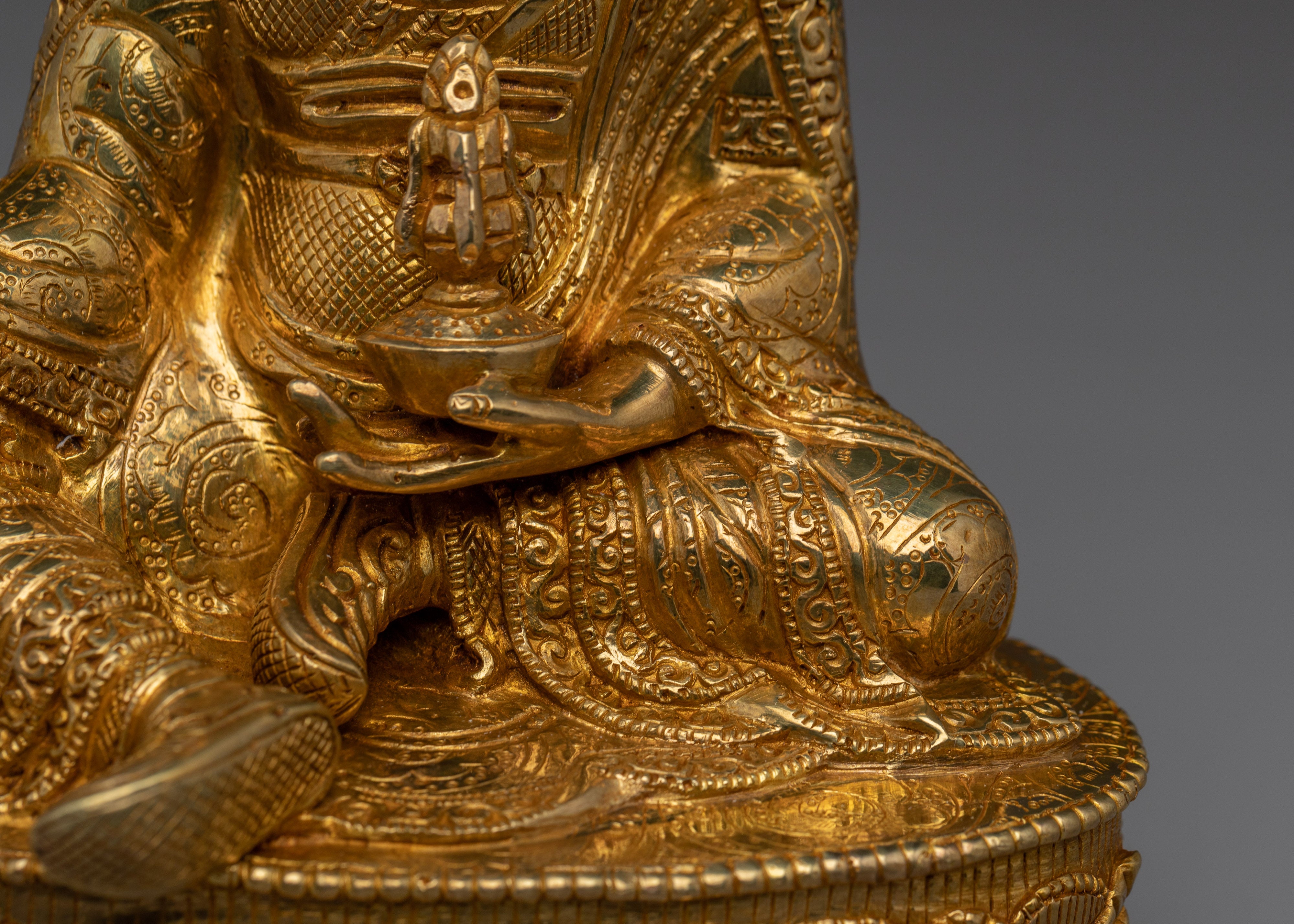 Radiant Guru Rinpoche Statue | Vajra Master Padmasambhava Sculpture