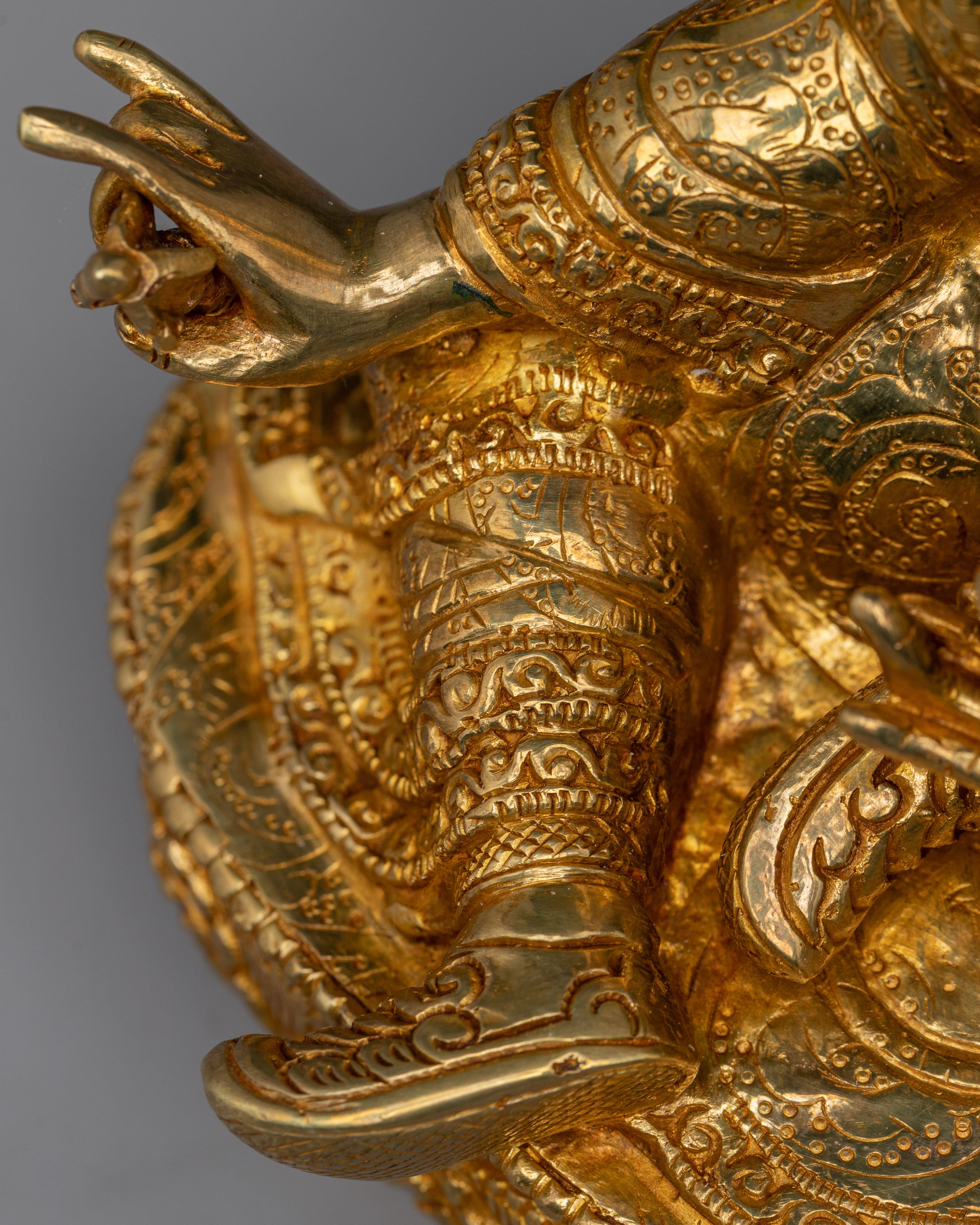 Radiant Guru Rinpoche Statue | Vajra Master Padmasambhava Sculpture