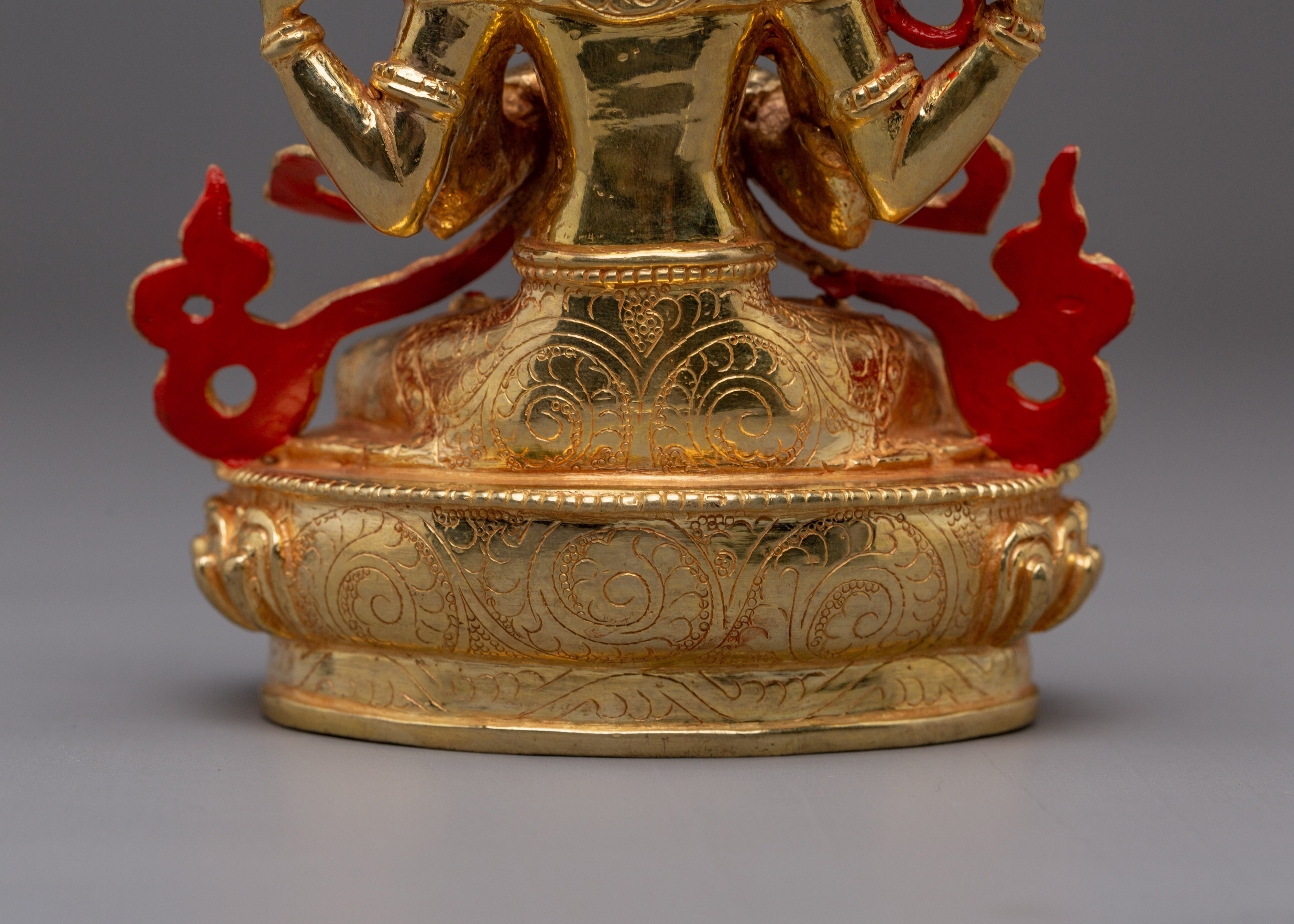Protective Bodhisattva Chenrezig Statue | The one who looks with unwavering eye
