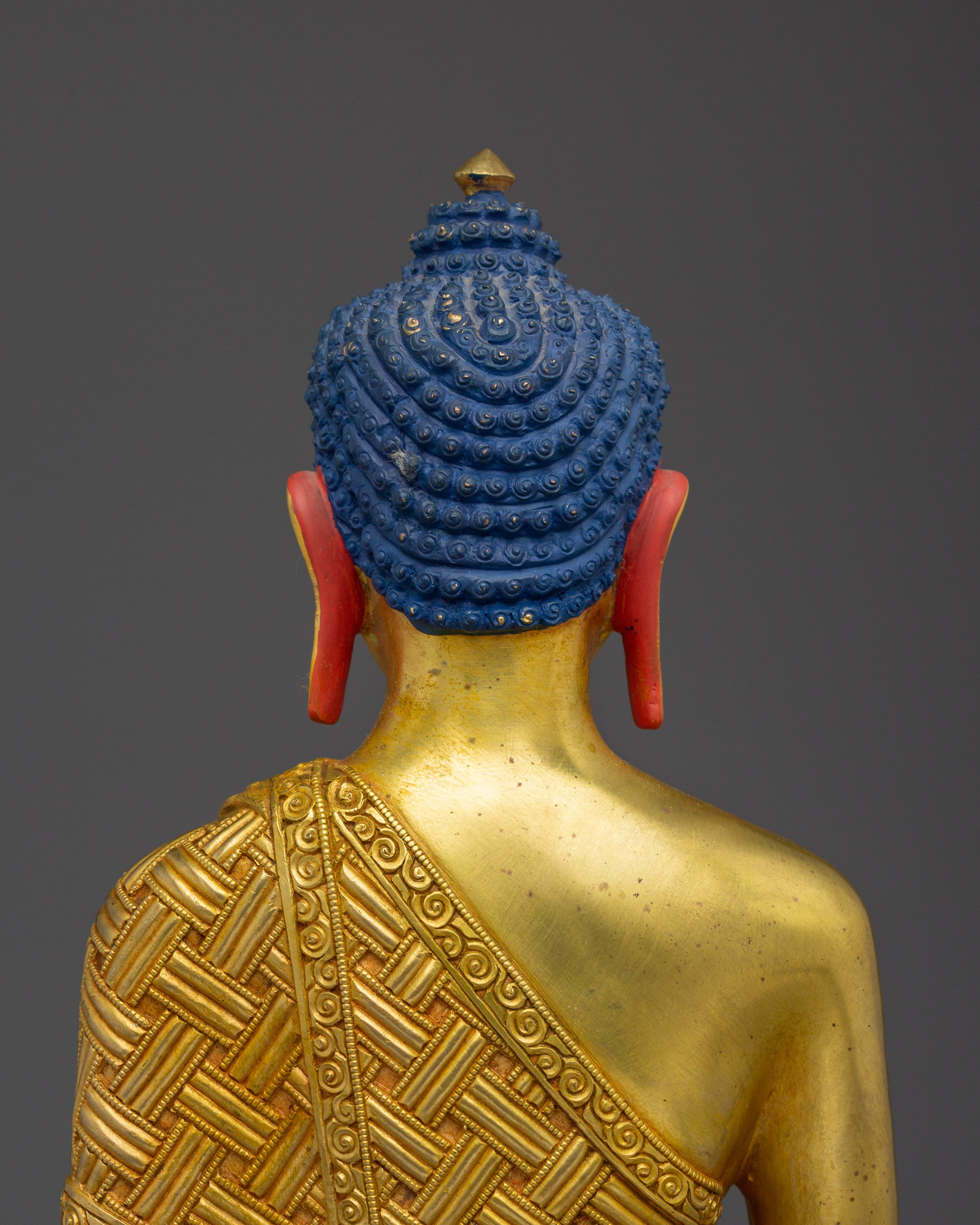 Traditional Gautama Buddha Sculpture | Peaceful buddha