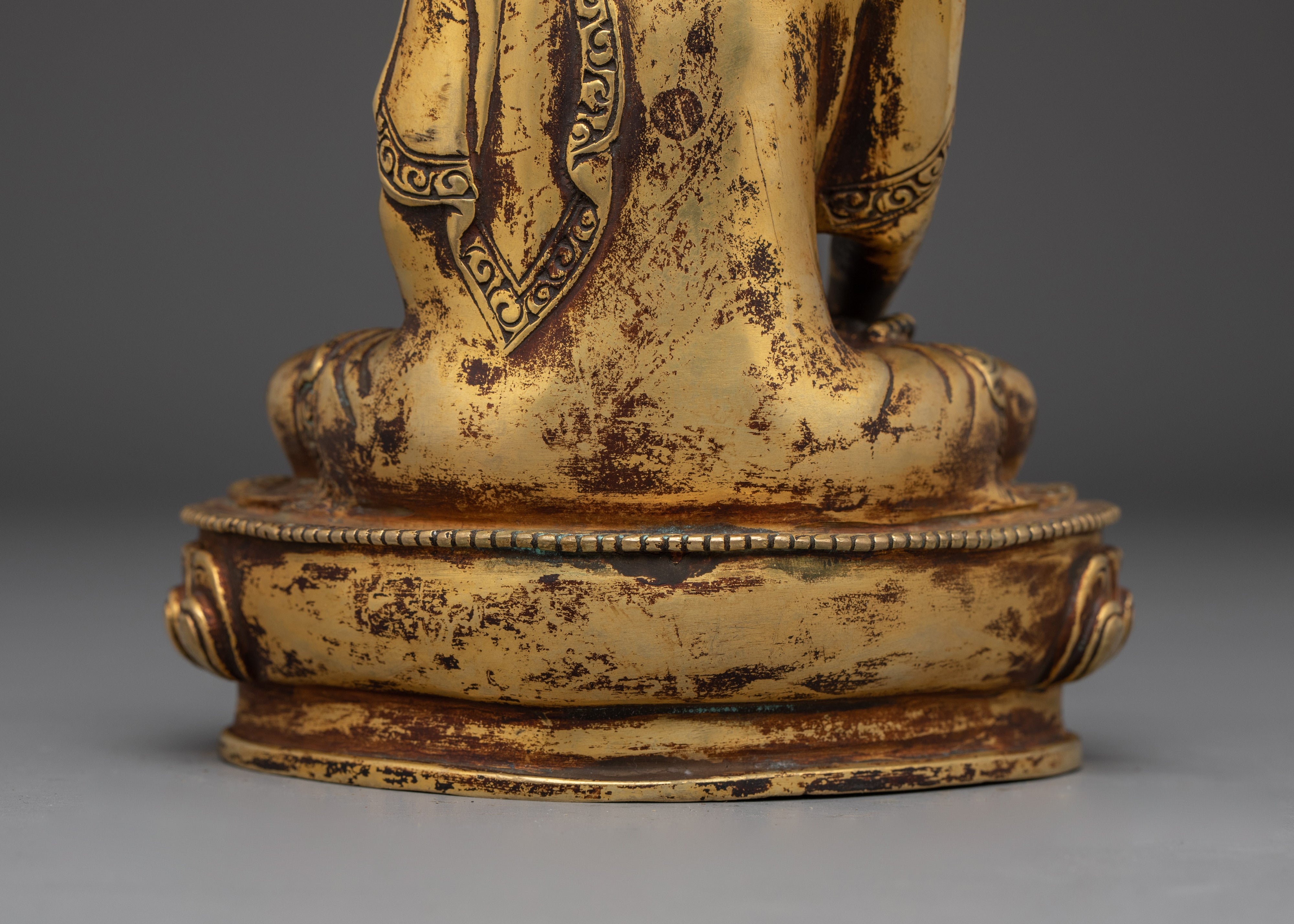 Golden Gautama Buddha with Antique Finish Statue for Spirituality