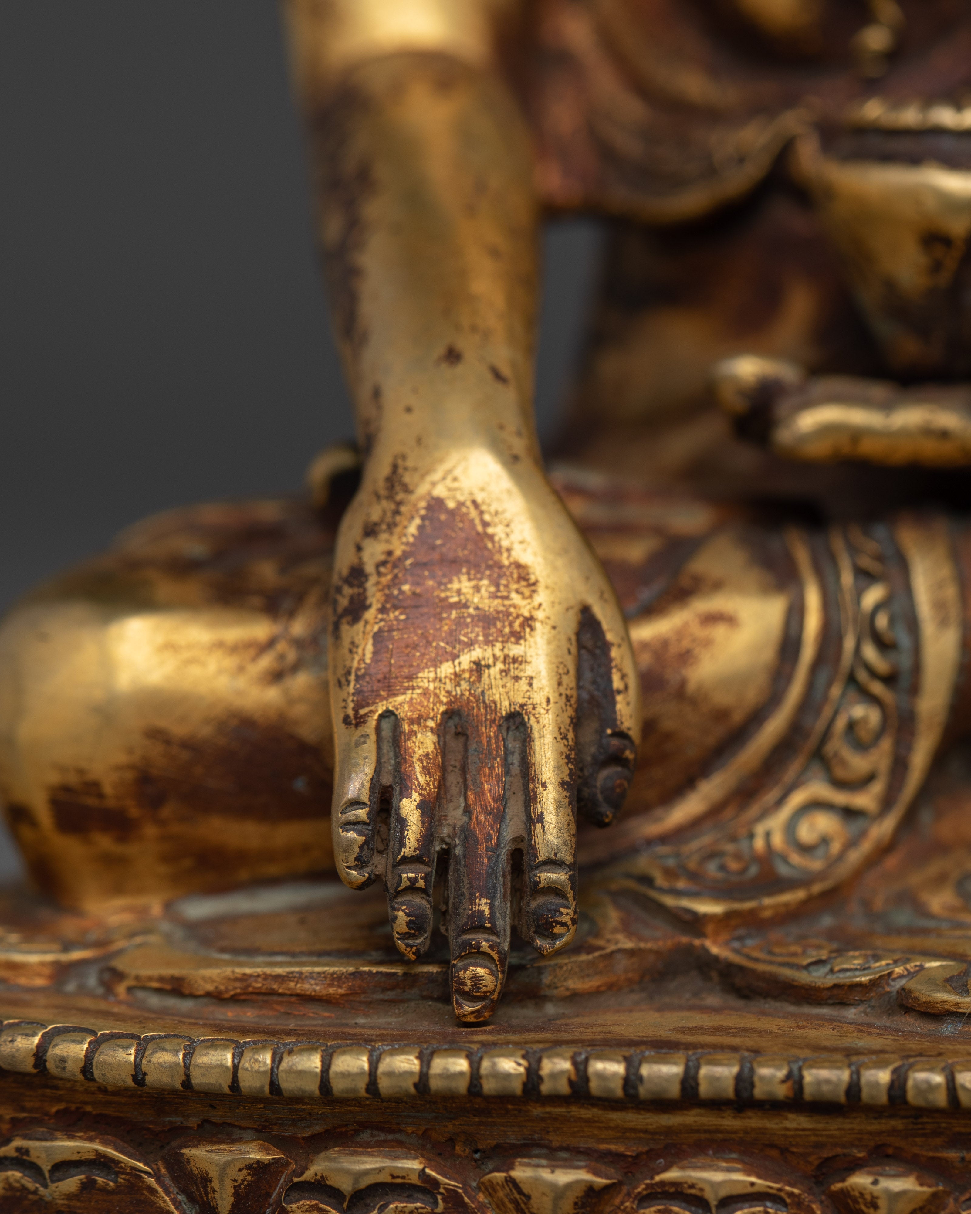 Golden Gautama Buddha with Antique Finish Statue for Spirituality