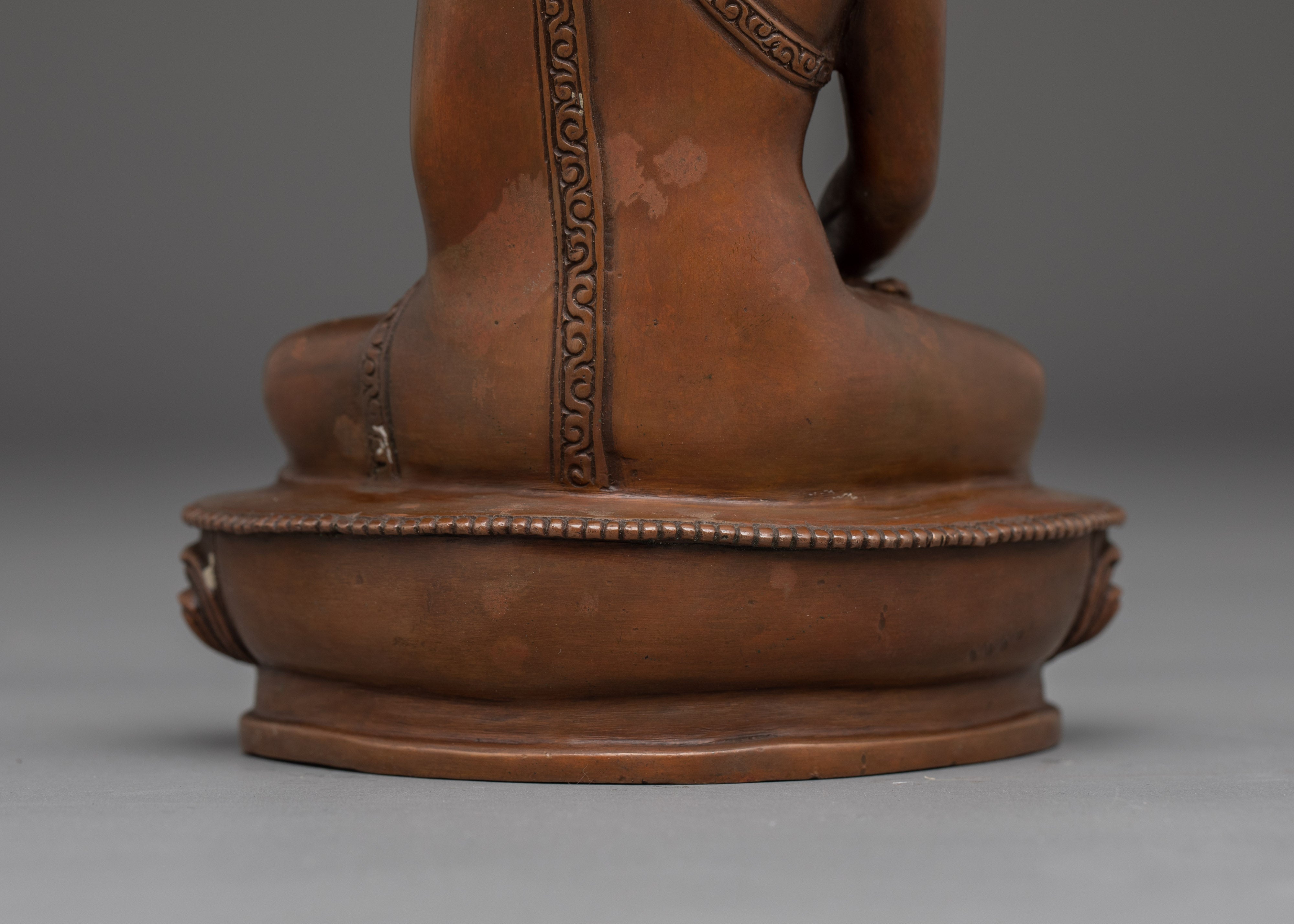 Dharma Teacher Statue of Shakyamuni Buddha | Traditional Buddha