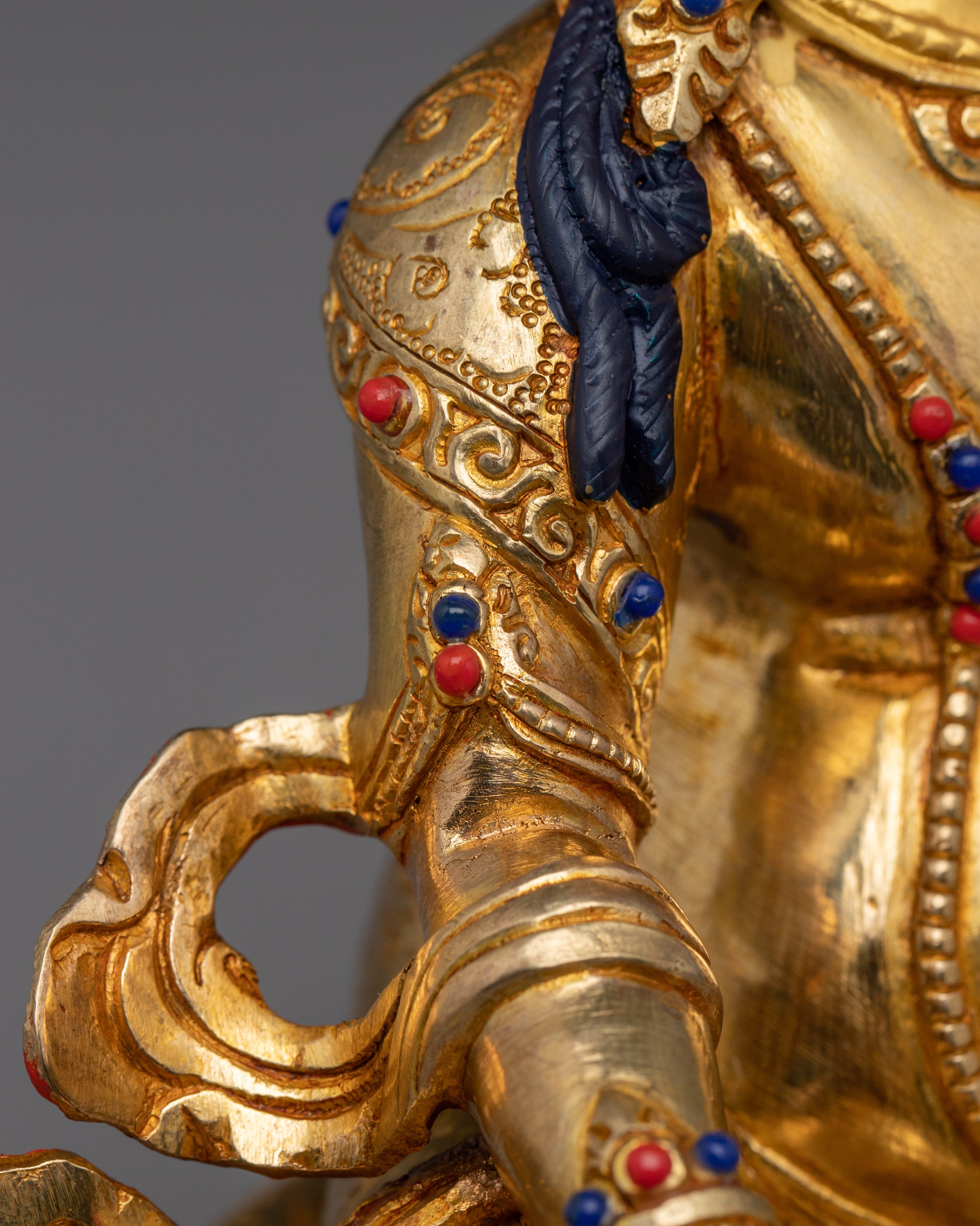 Divine Wealth Guardian Dzambhala Sculpture | Symbol of Abundance