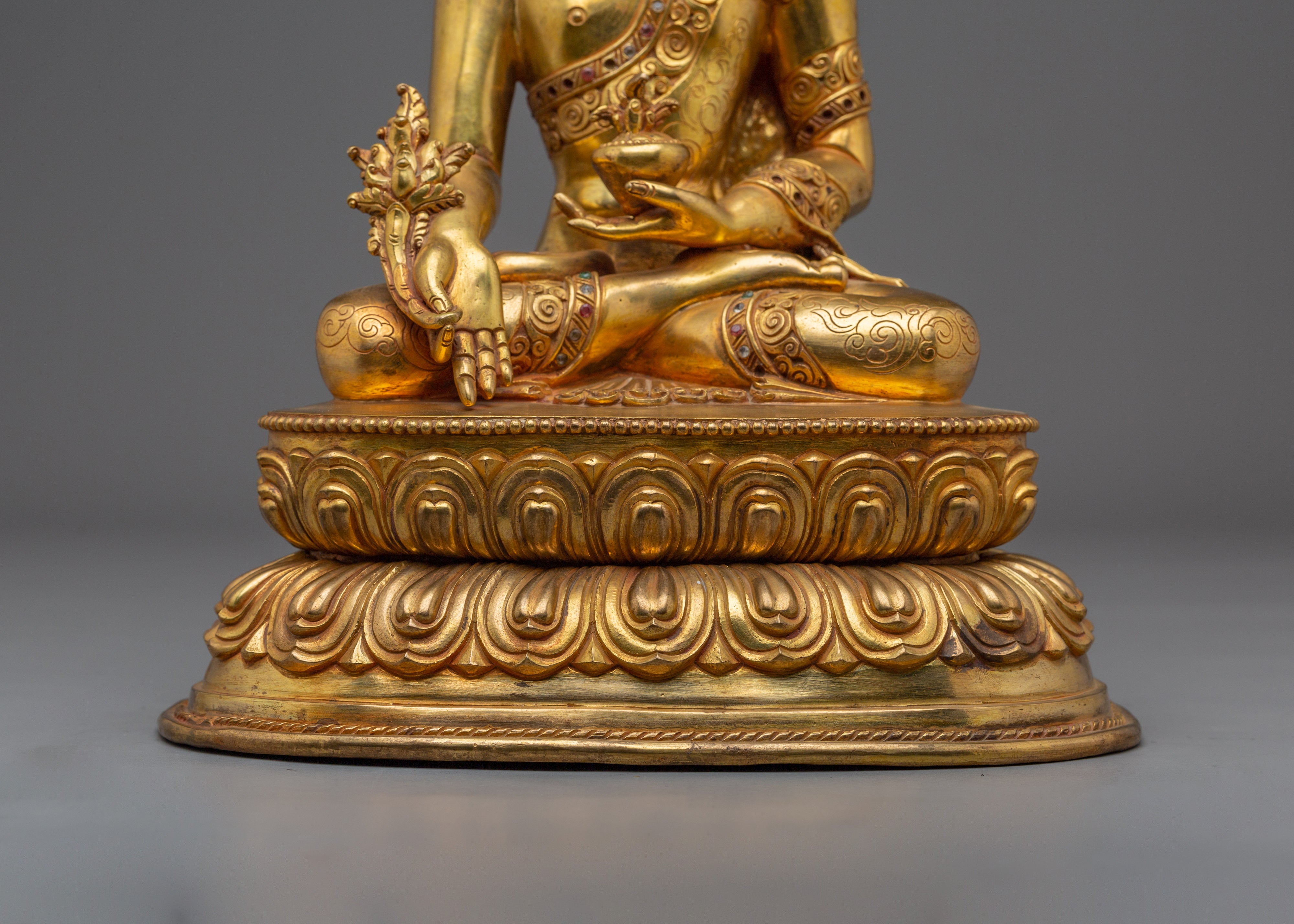 Buddhist healing Icon Medicine Buddha | Golden Spiritual Artwork