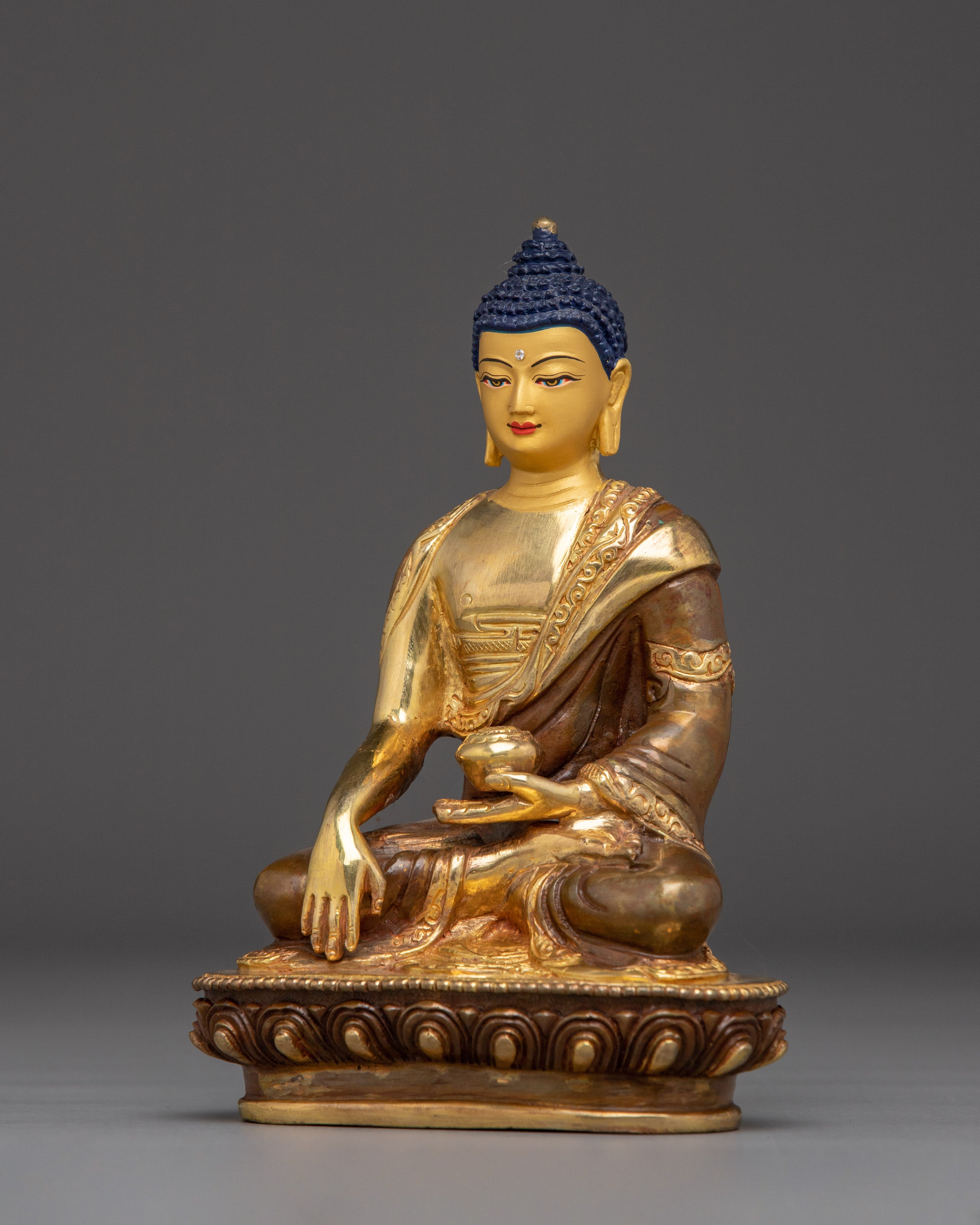 Buddhist Spiritual Teacher Shakyamuni Buddha | The Founder of Buddhism